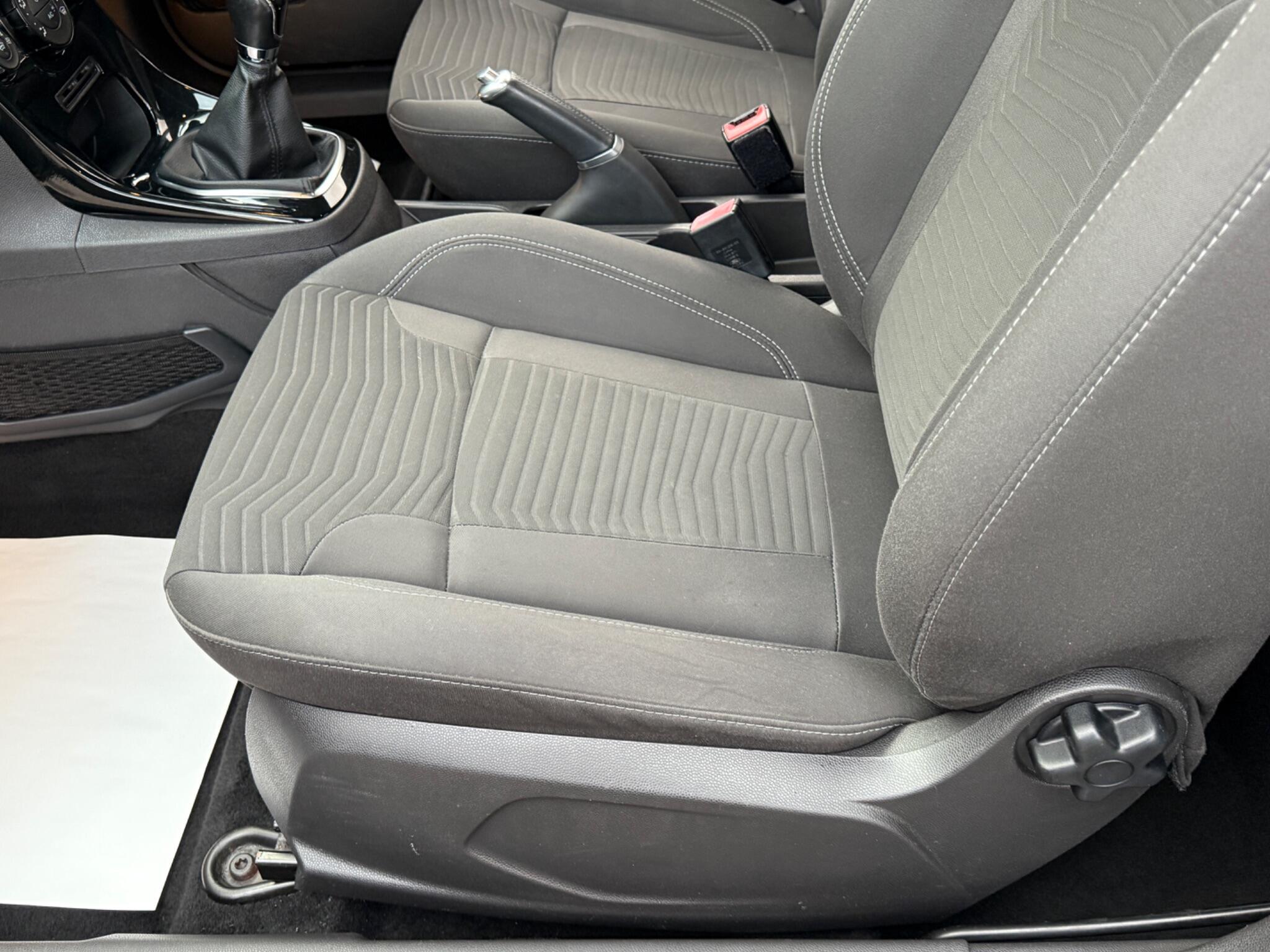 Ford Fiesta - Image 50