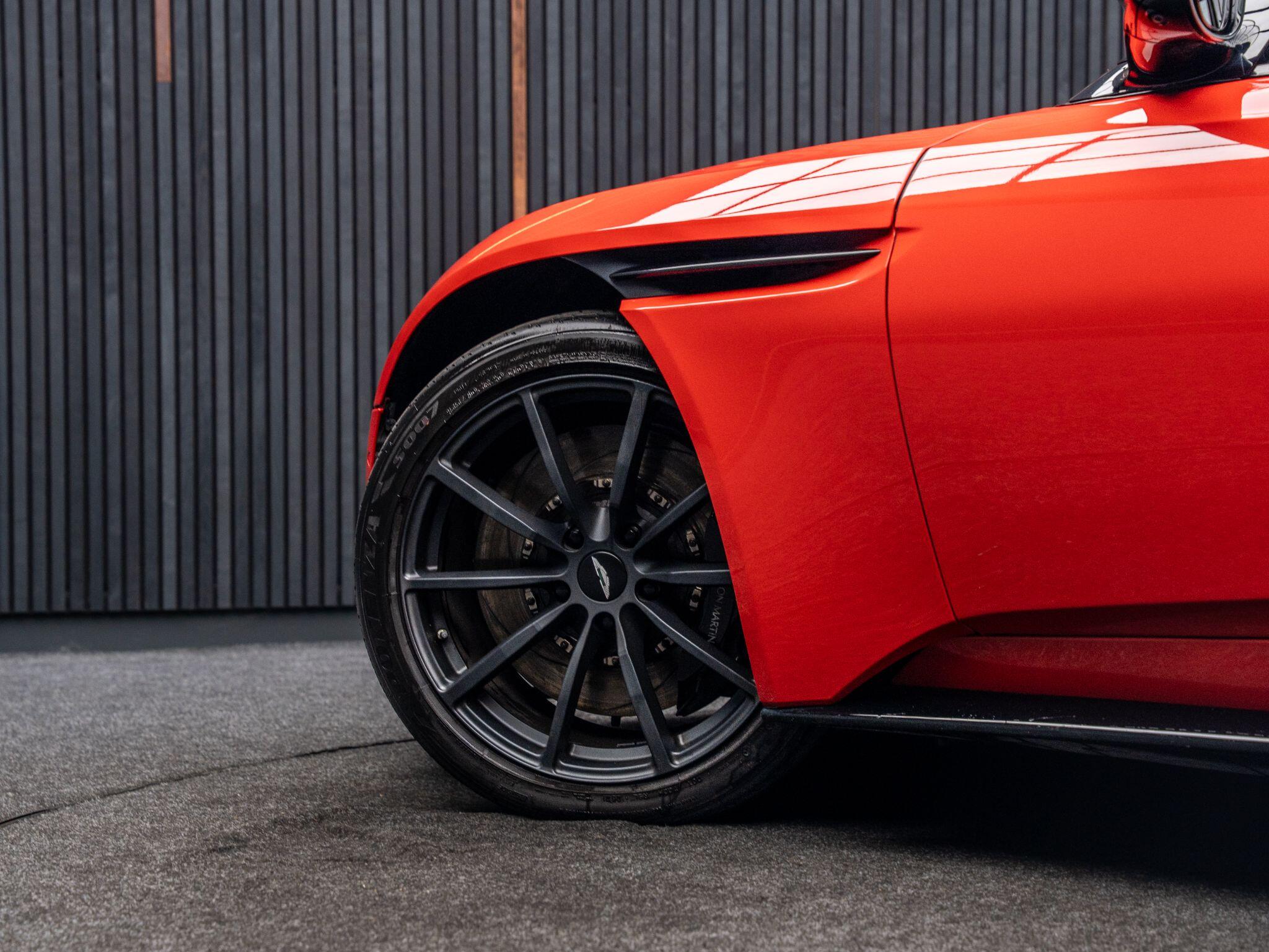 Aston Martin DB11 view 15