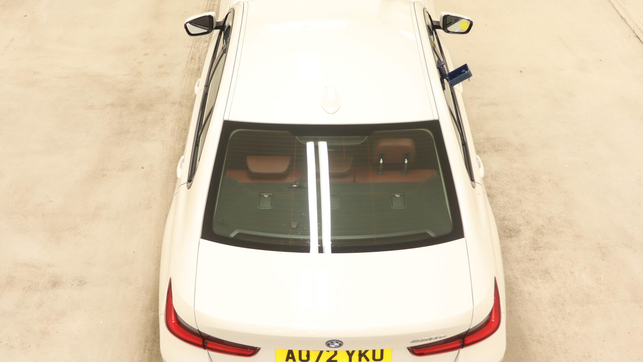 BMW 3 Series view 8