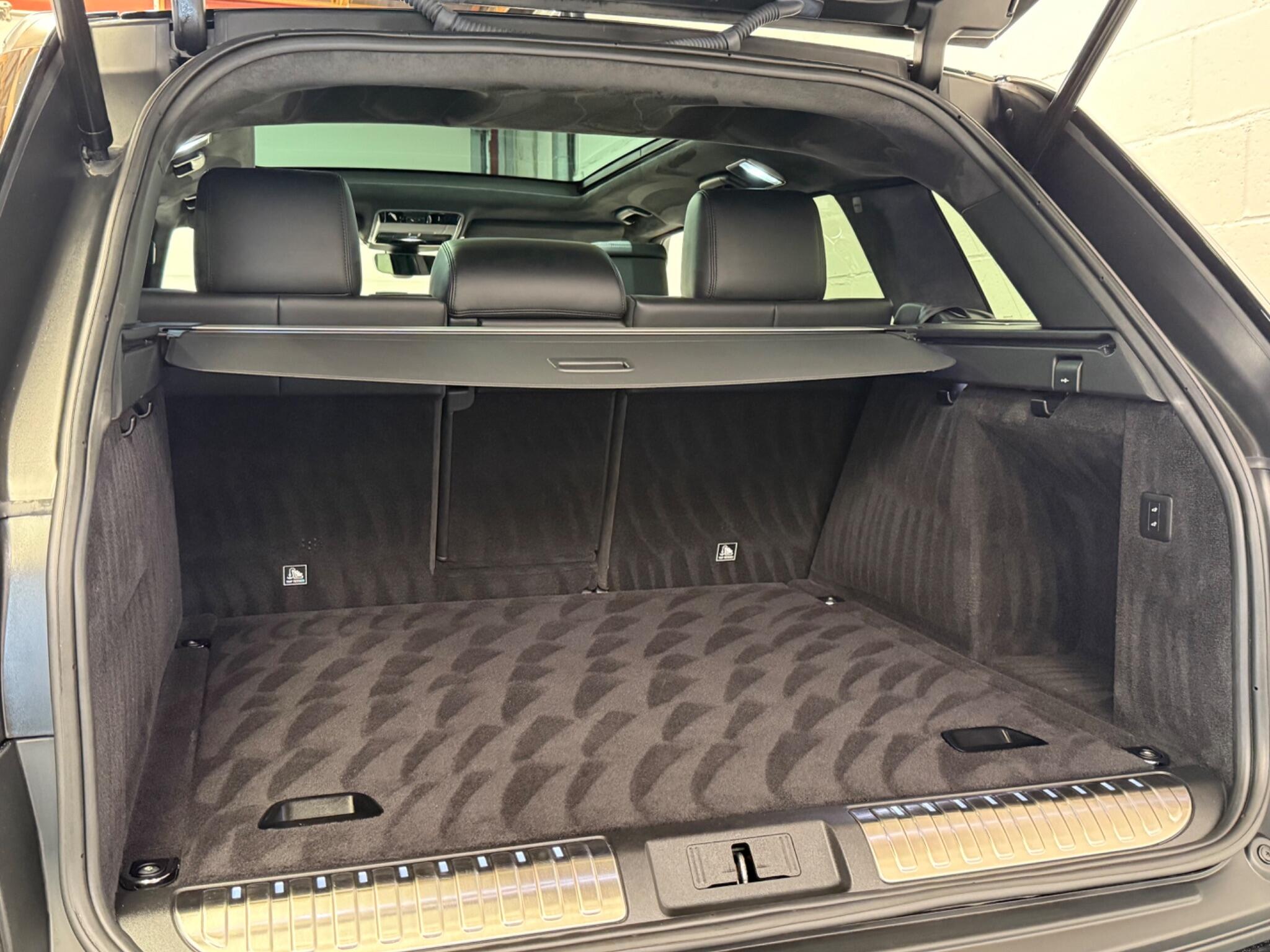 Land Rover Range Rover Sport view 31