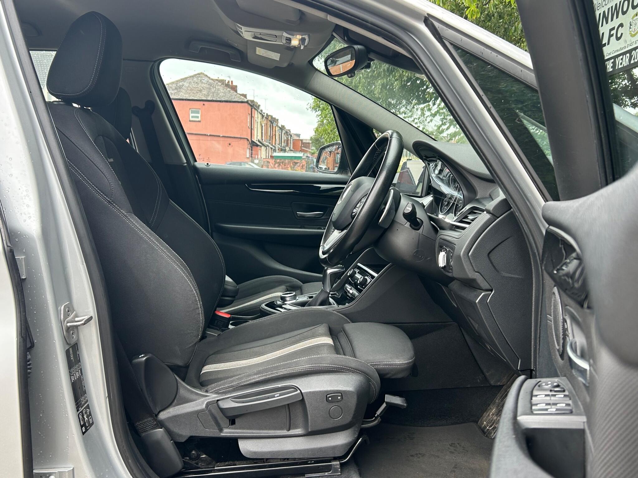 BMW 2 Series view 17