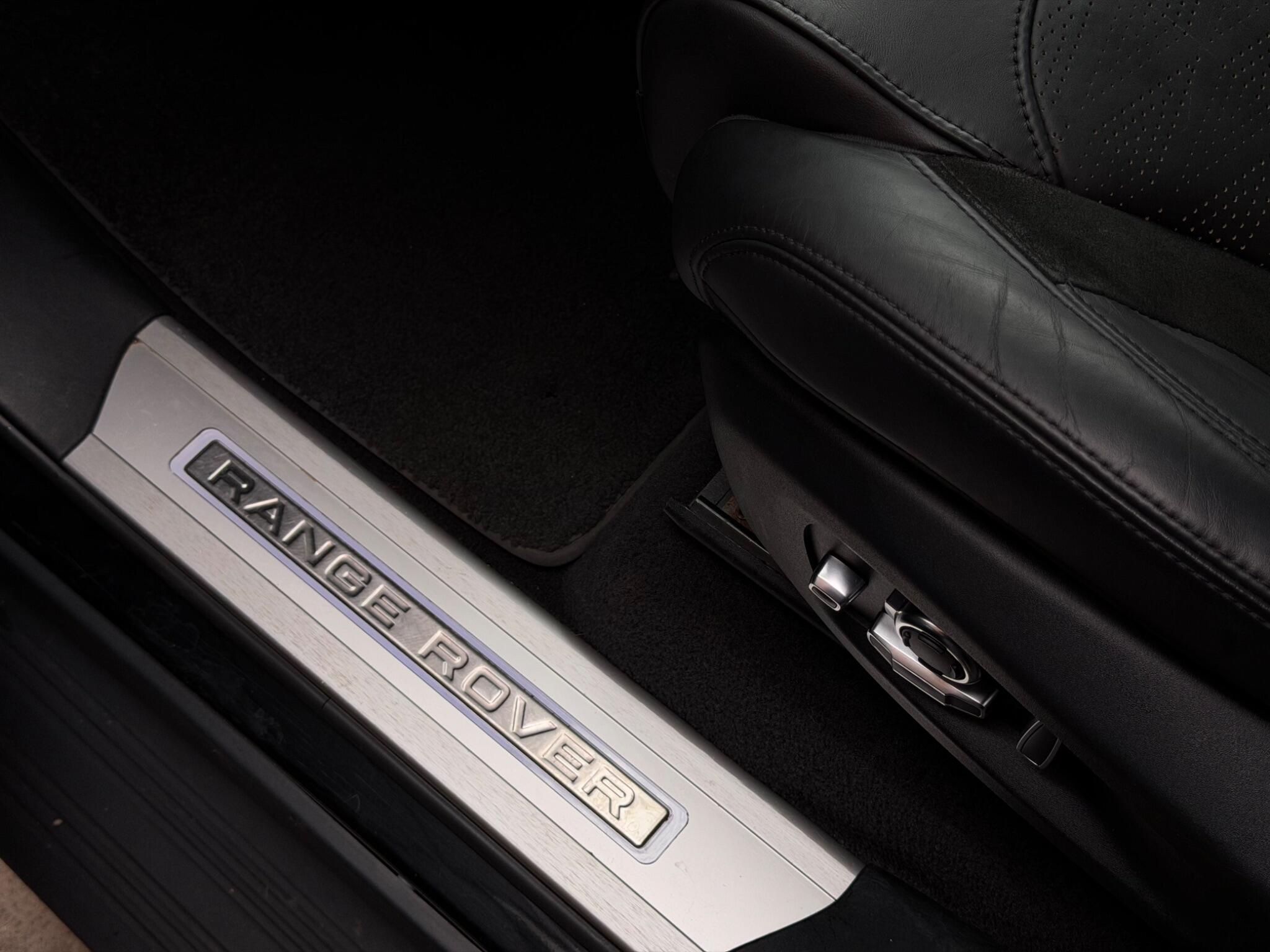 Land Rover Range Rover Sport view 64