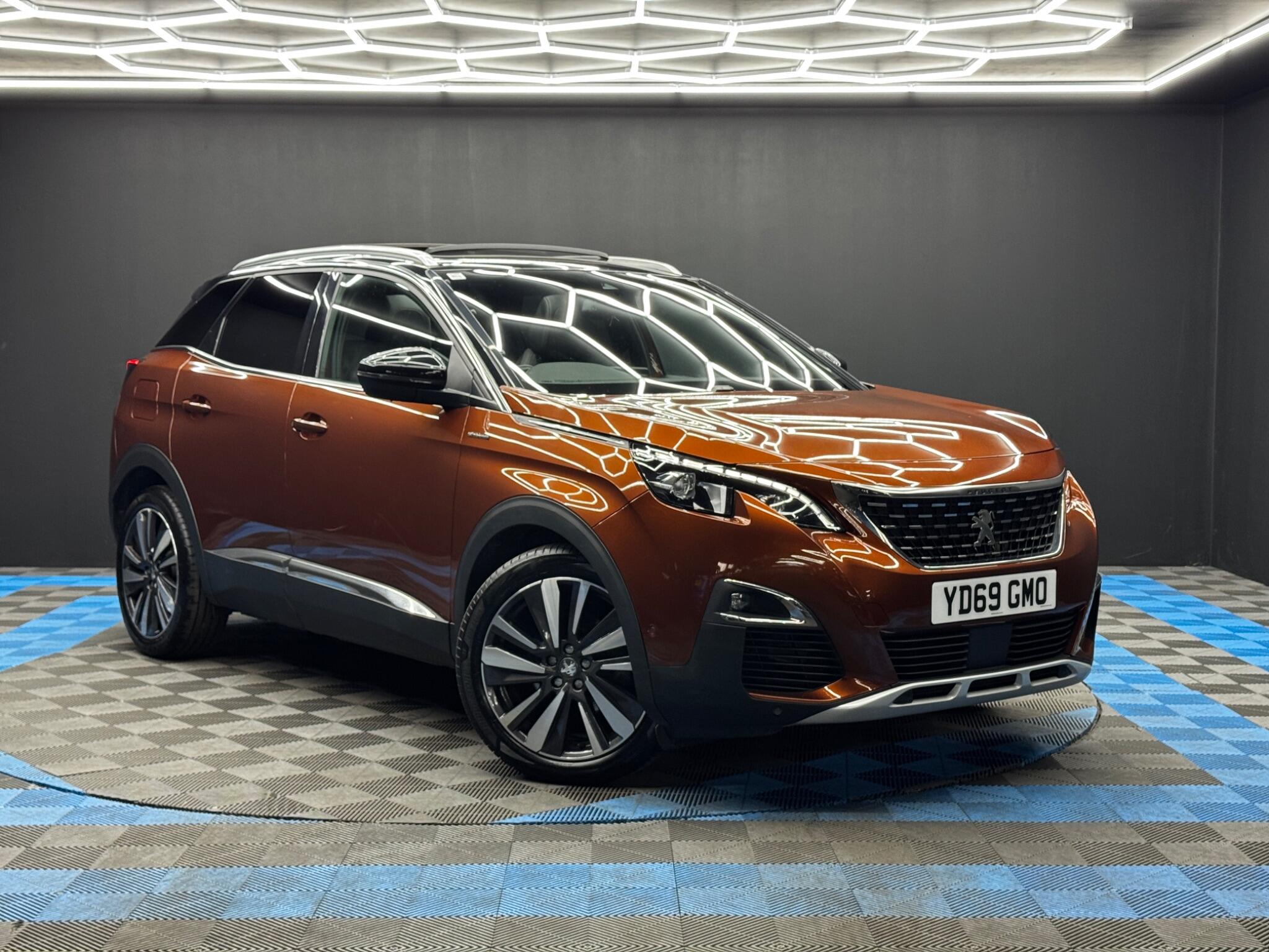 2019 Peugeot 3008 in Bronze for sale
