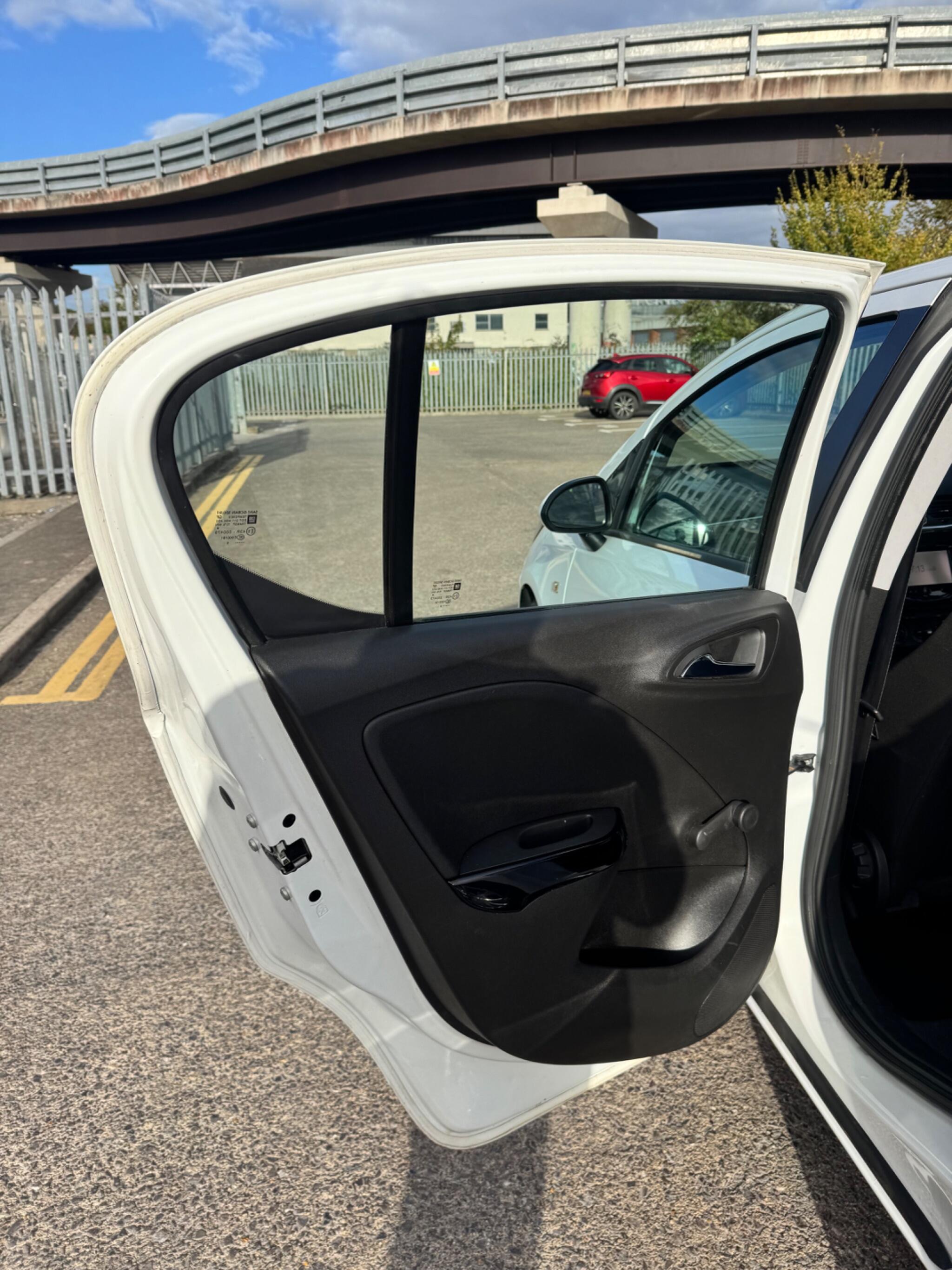 Vauxhall Corsa view 31
