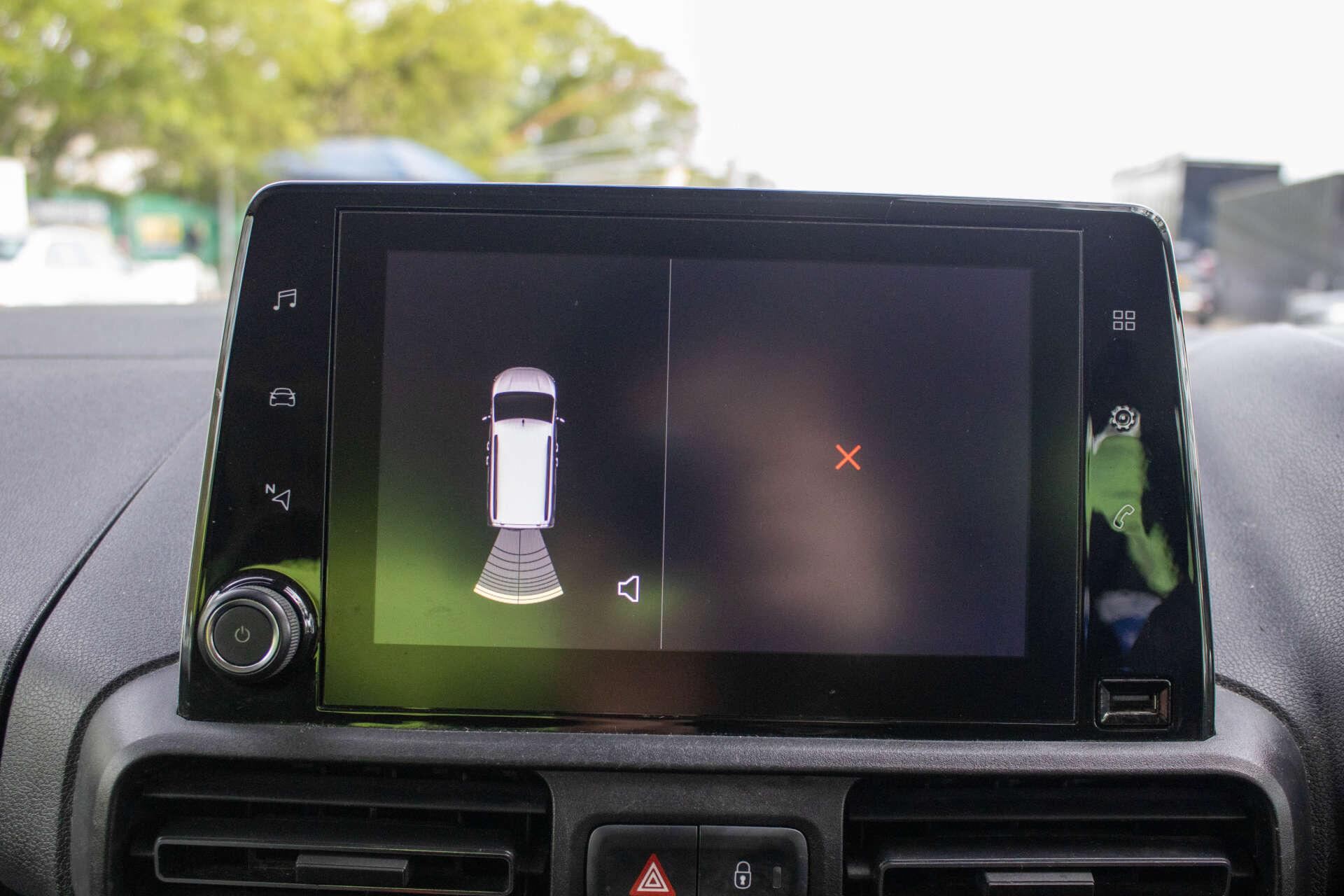 Vauxhall Combo Life view 29