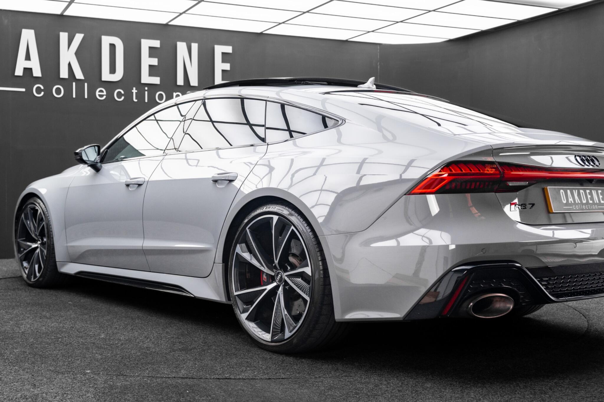 Audi RS7 view 26