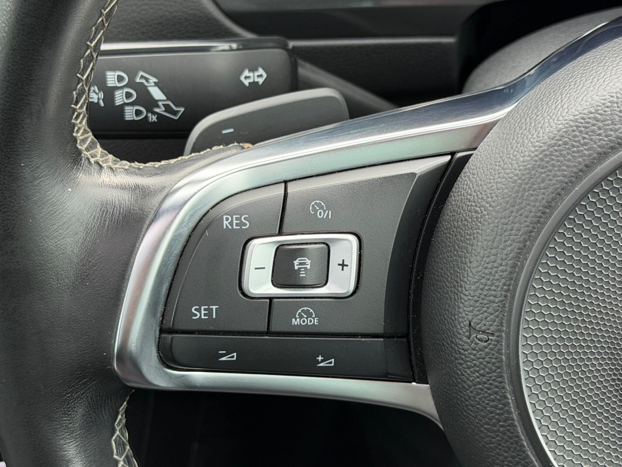 Volkswagen Tiguan view 30