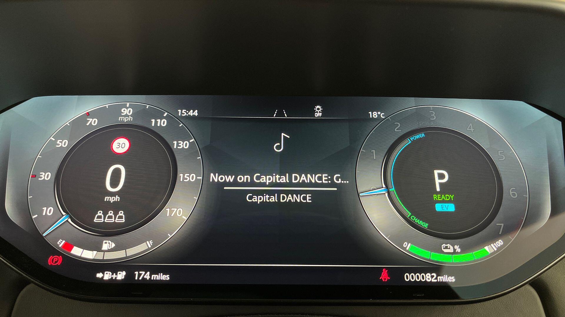 Land Rover Range Rover Sport view 16