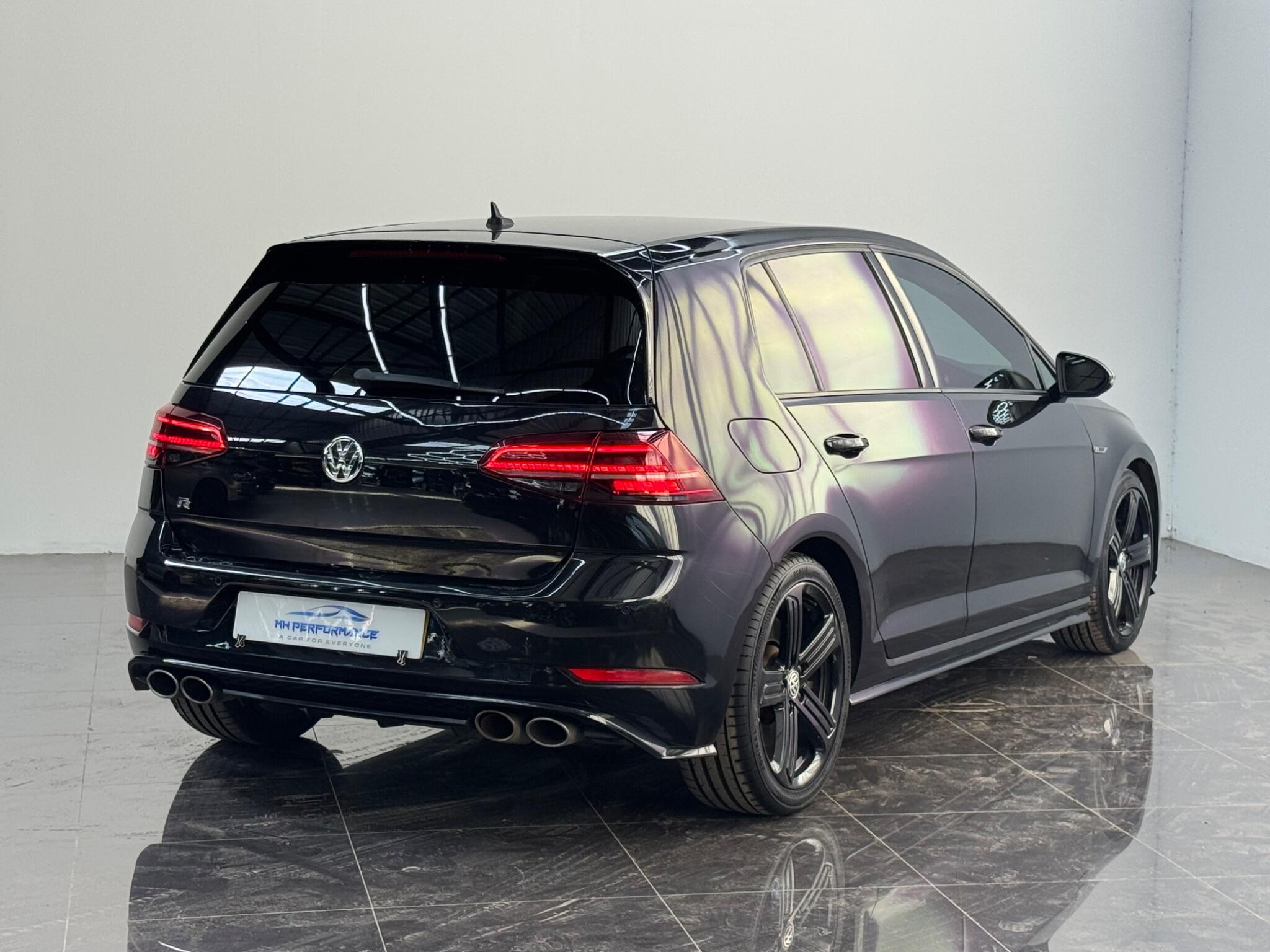 Volkswagen Golf view 54
