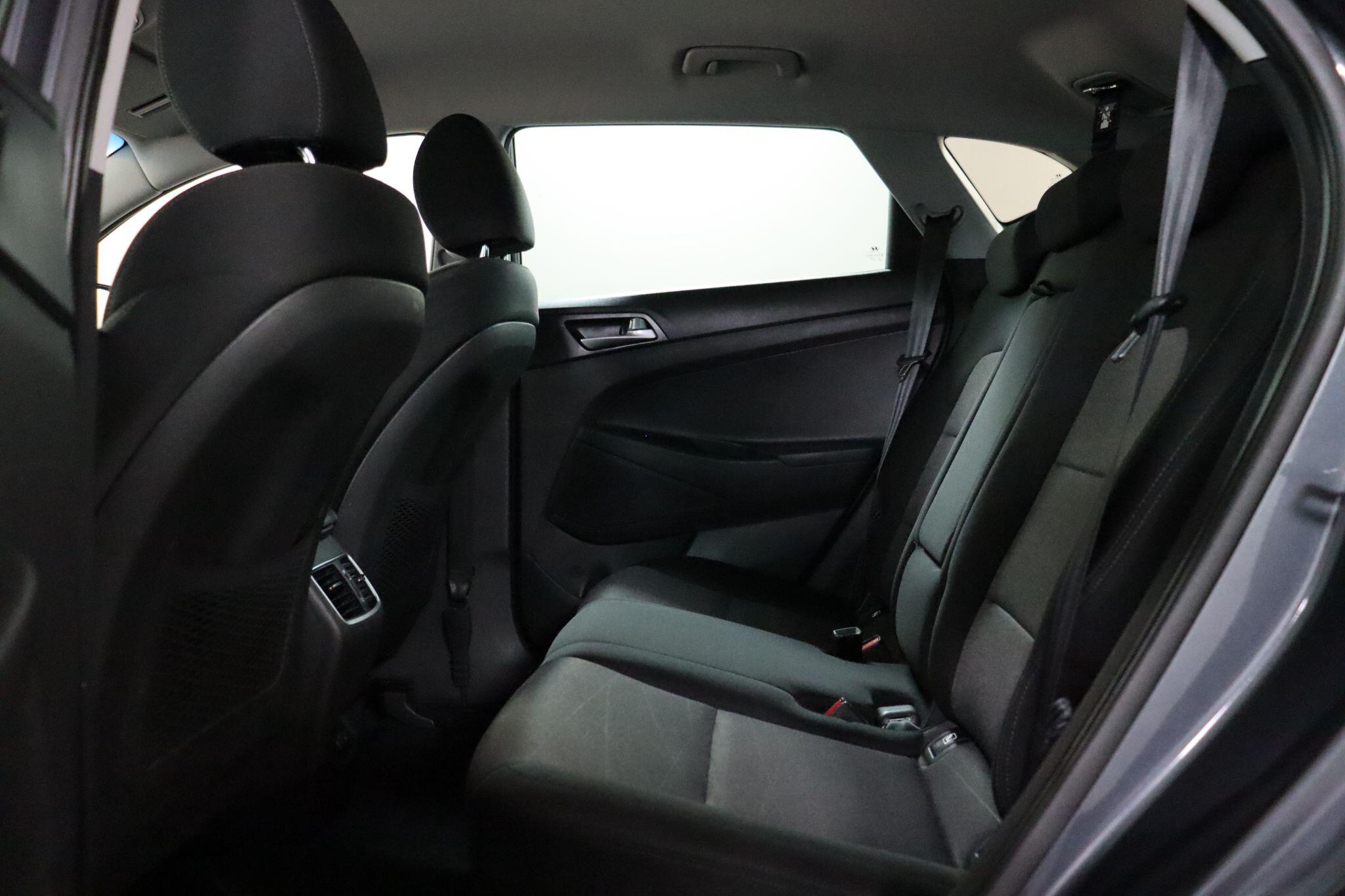 Hyundai Tucson view 41