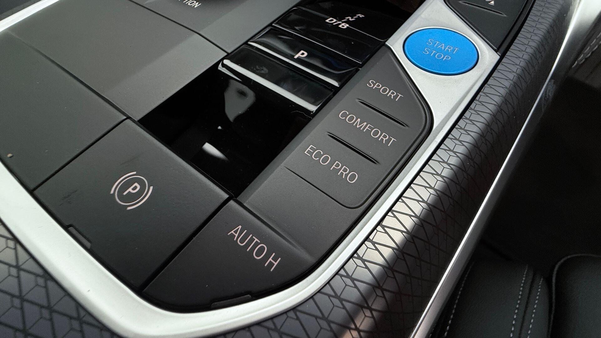 BMW I4 view 19