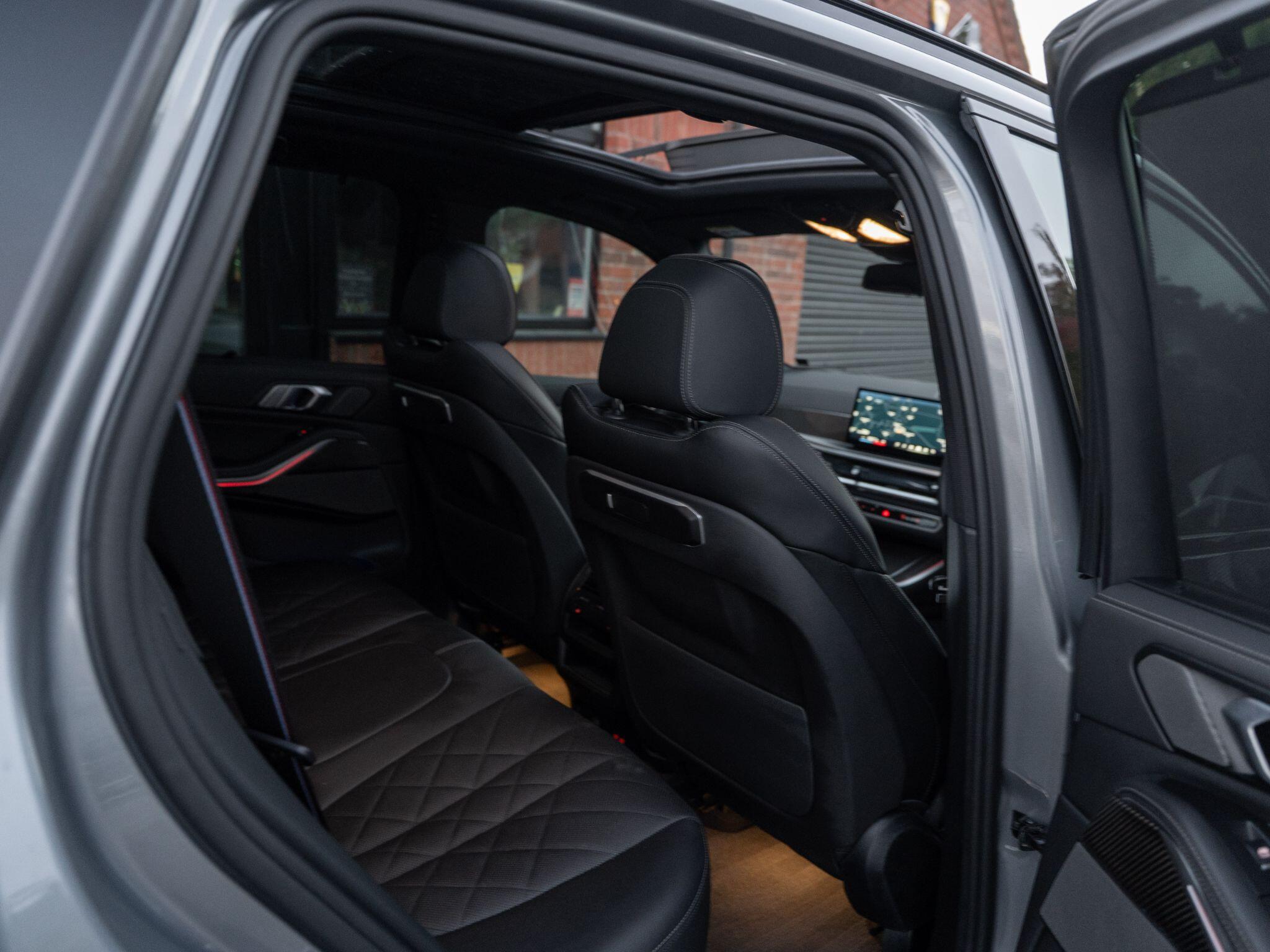 BMW X5 view 45