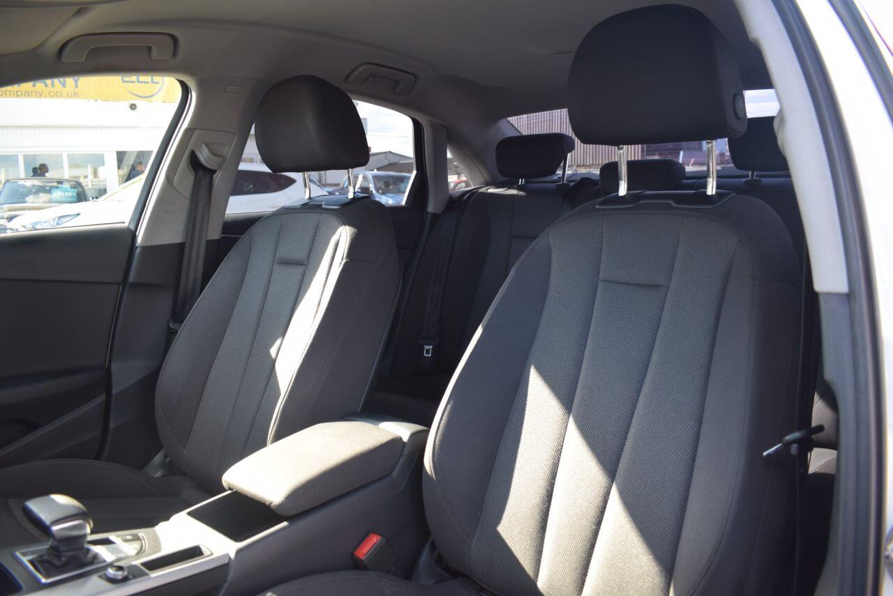 Audi A4 view 17