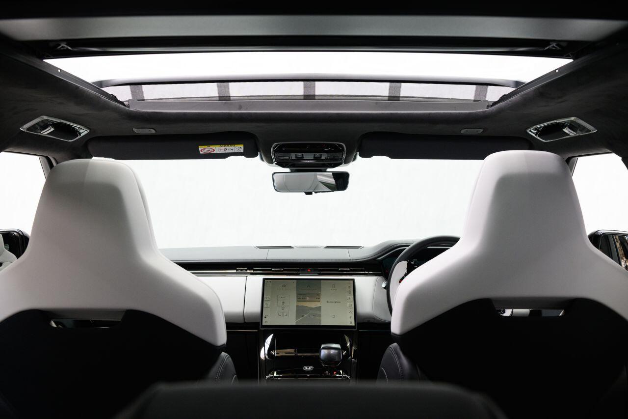 Land Rover Range Rover Sport view 42