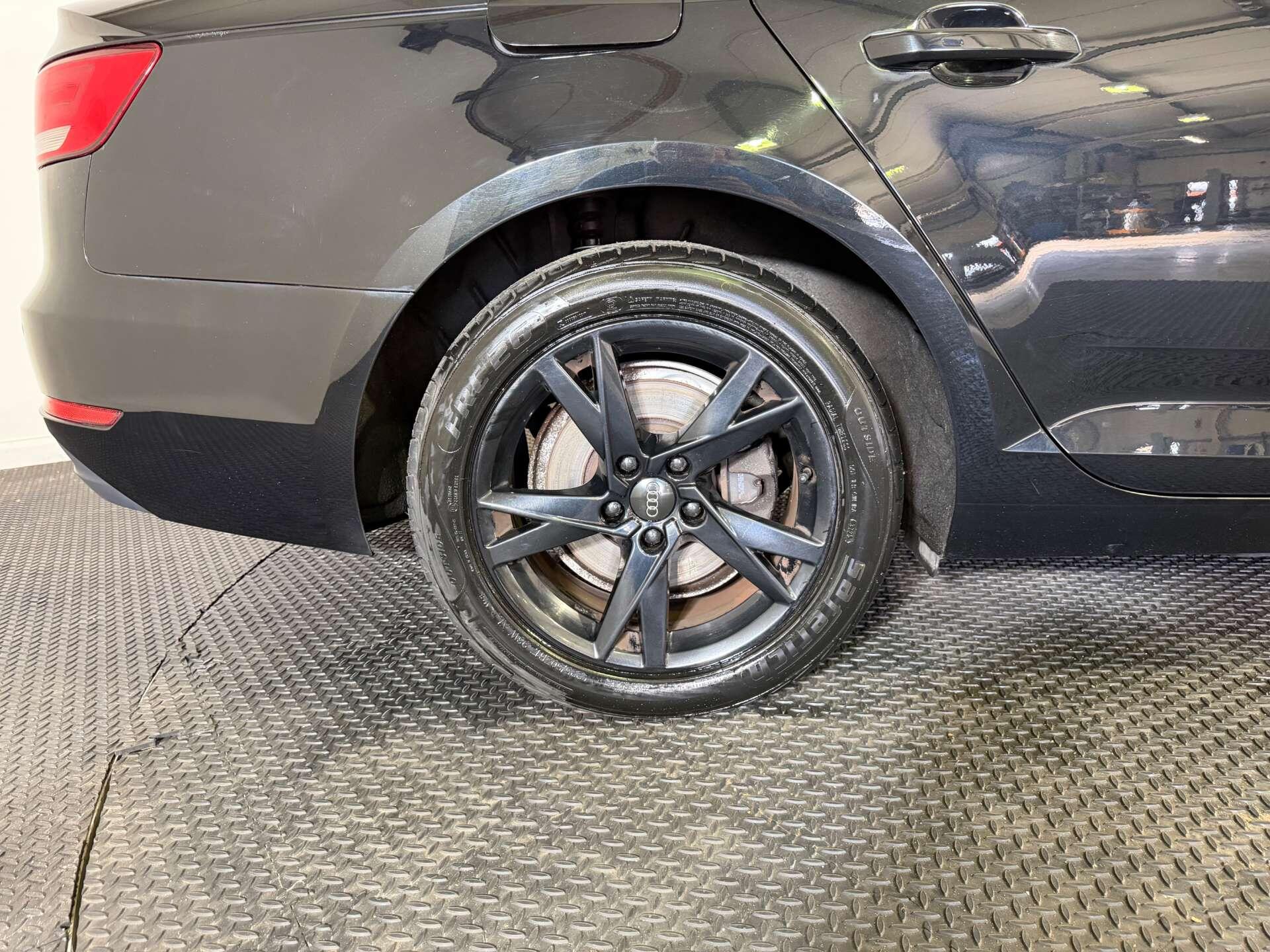 Audi A4 view 73