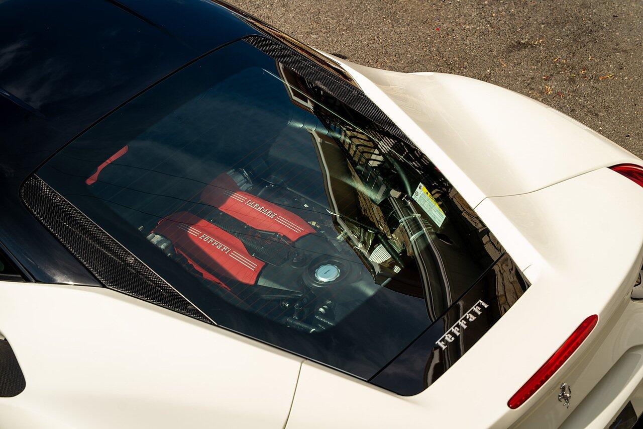 Ferrari 488 view 37