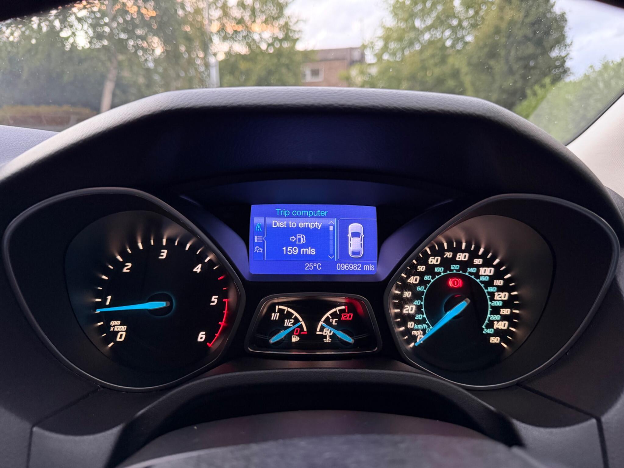 Ford Focus view 33