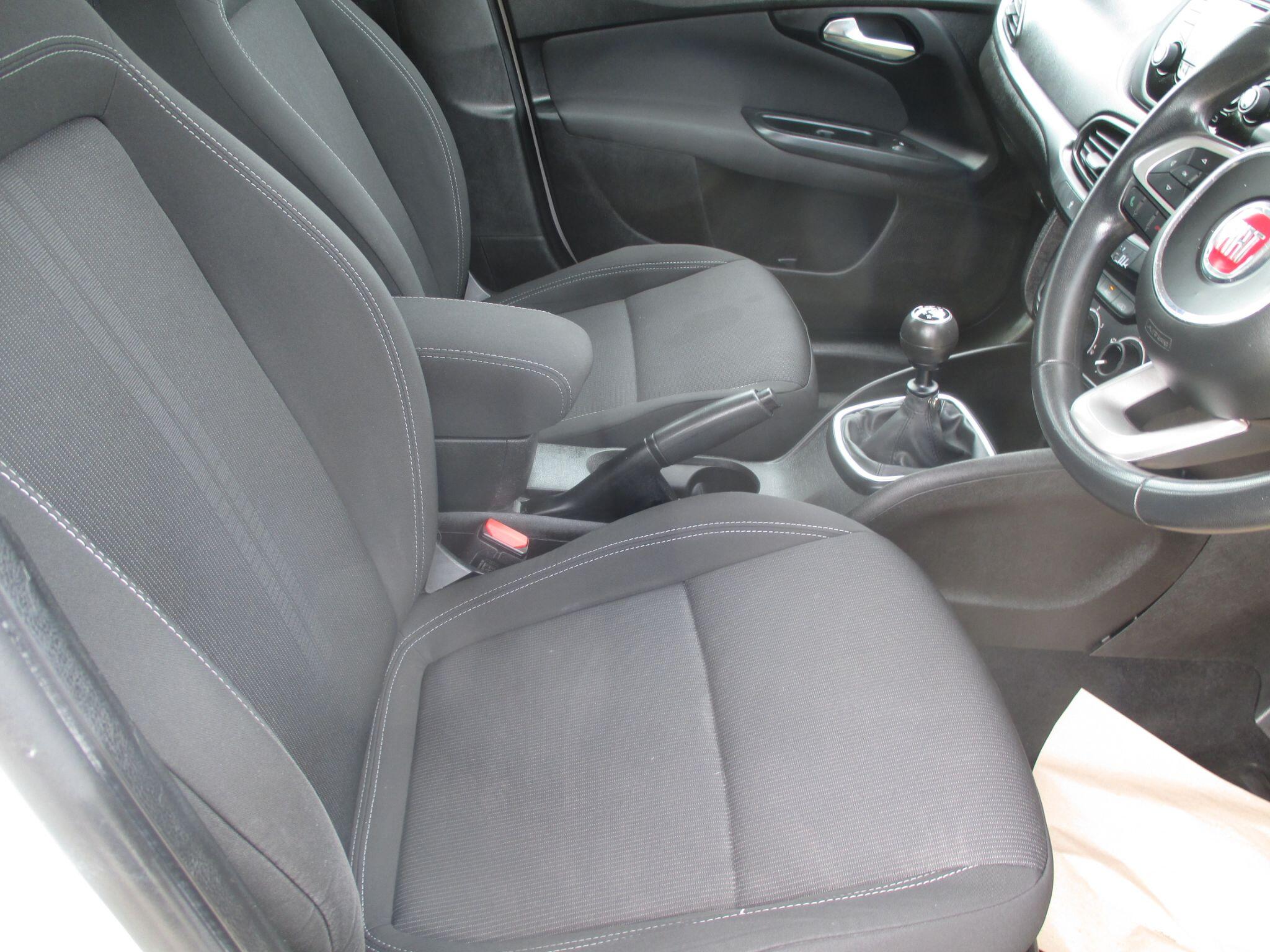 Fiat Tipo view 23