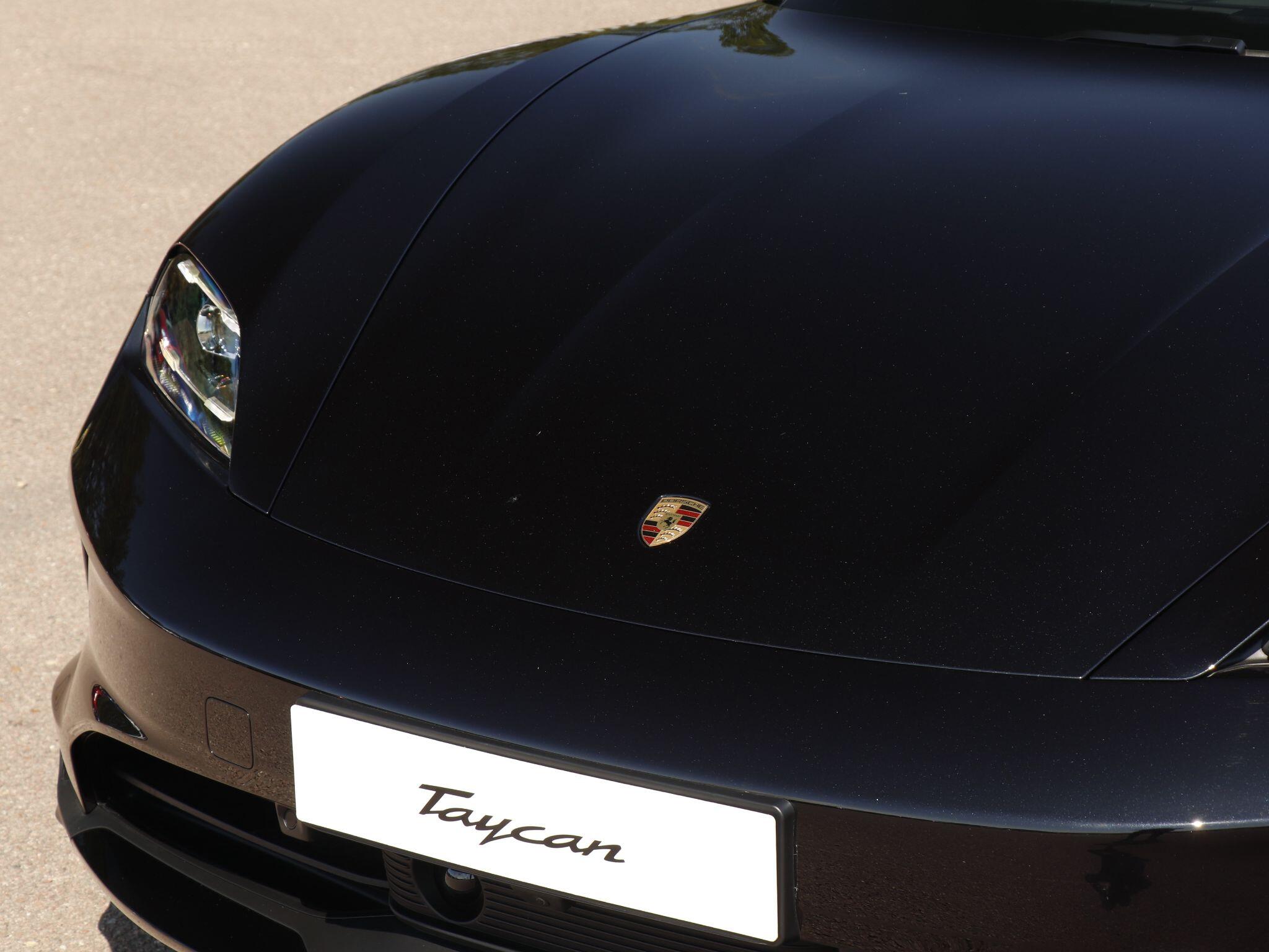 Porsche Taycan view 34