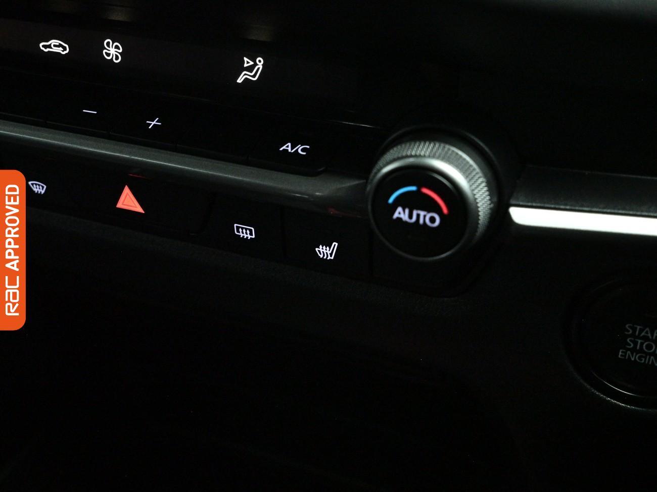 Mazda CX-30 view 17