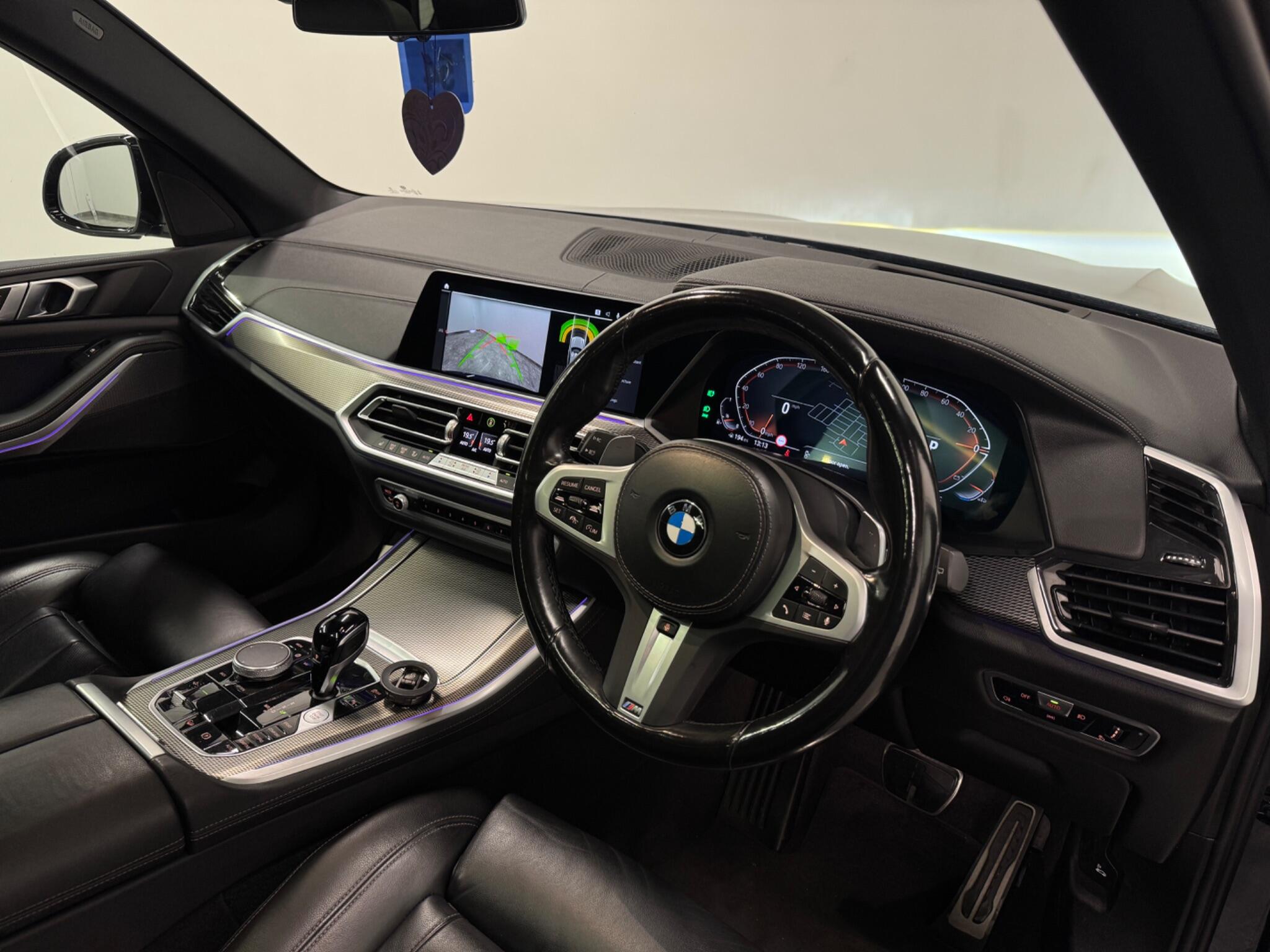 BMW X5 view 18