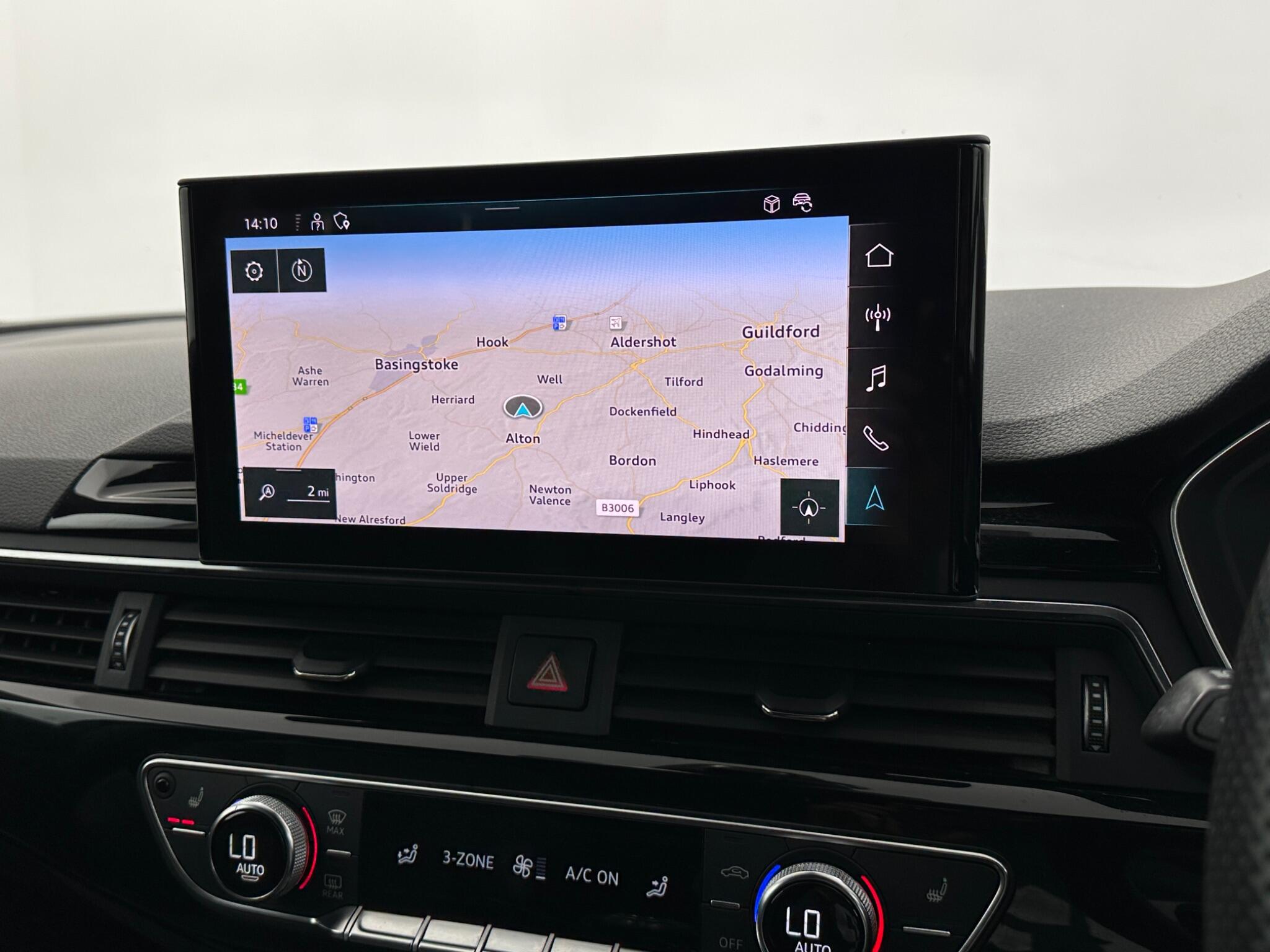 Audi A4 view 22