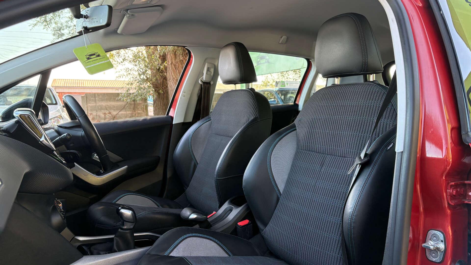 Peugeot 2008 view 13