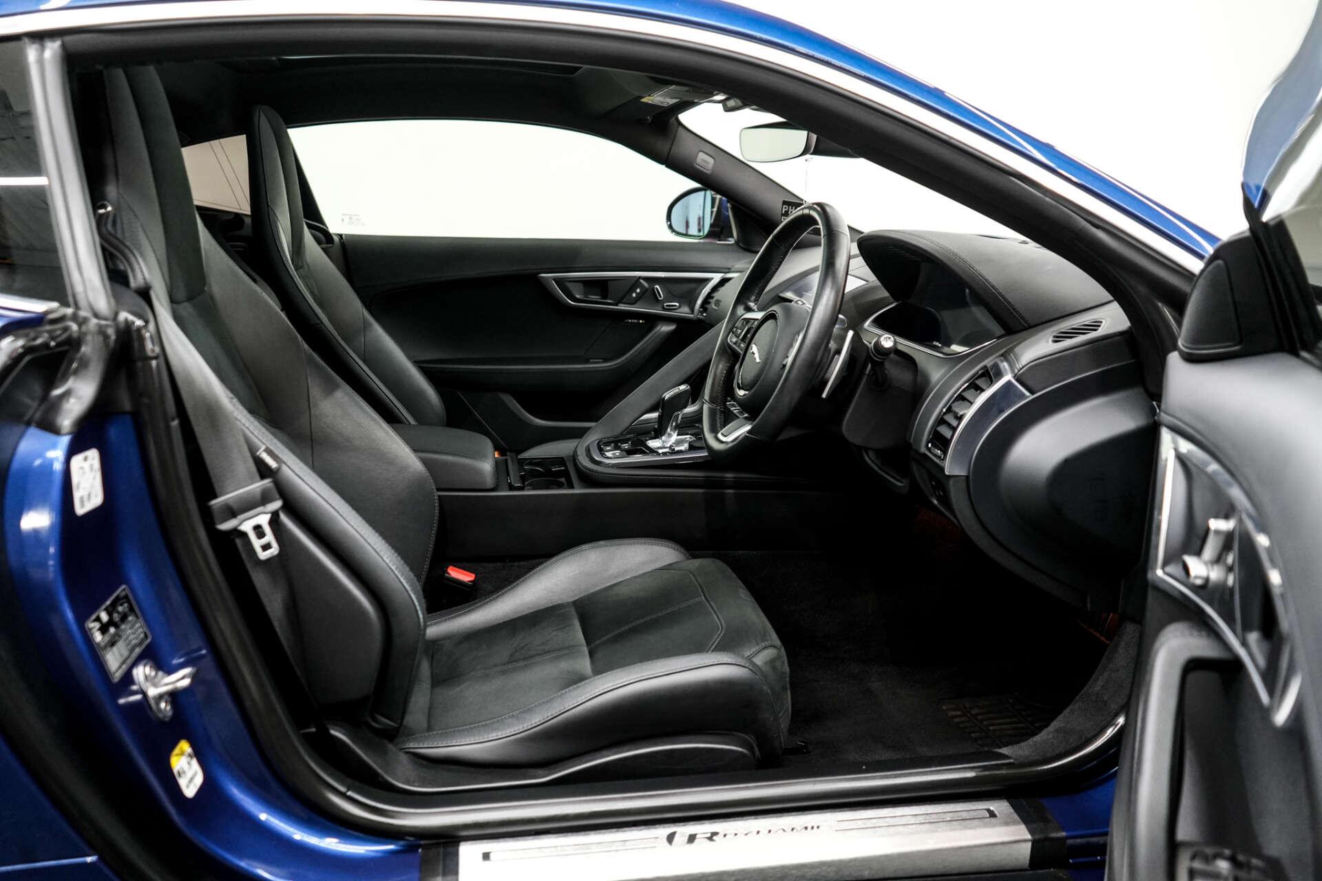 Jaguar F-Type view 17