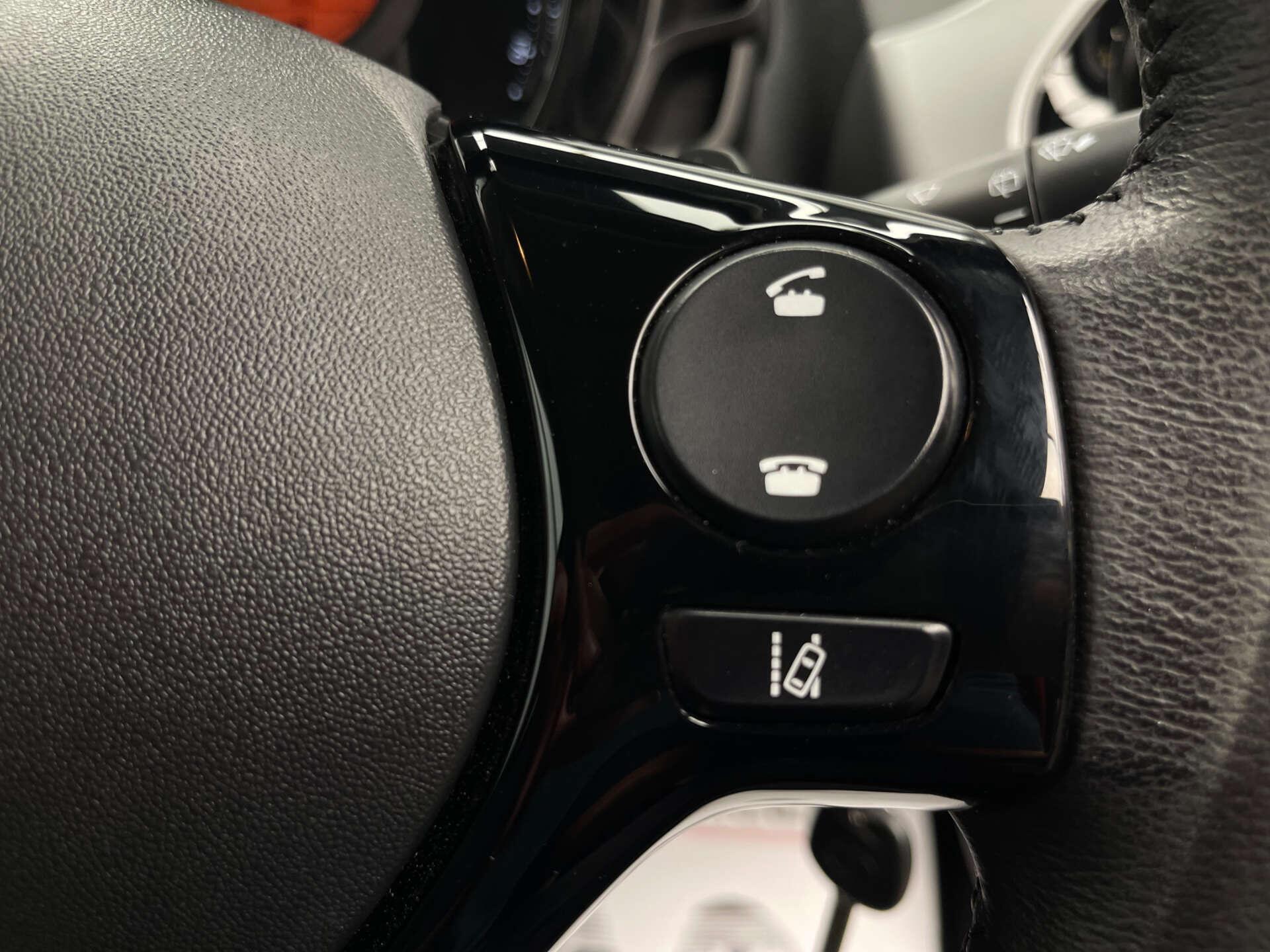 Toyota Aygo view 16