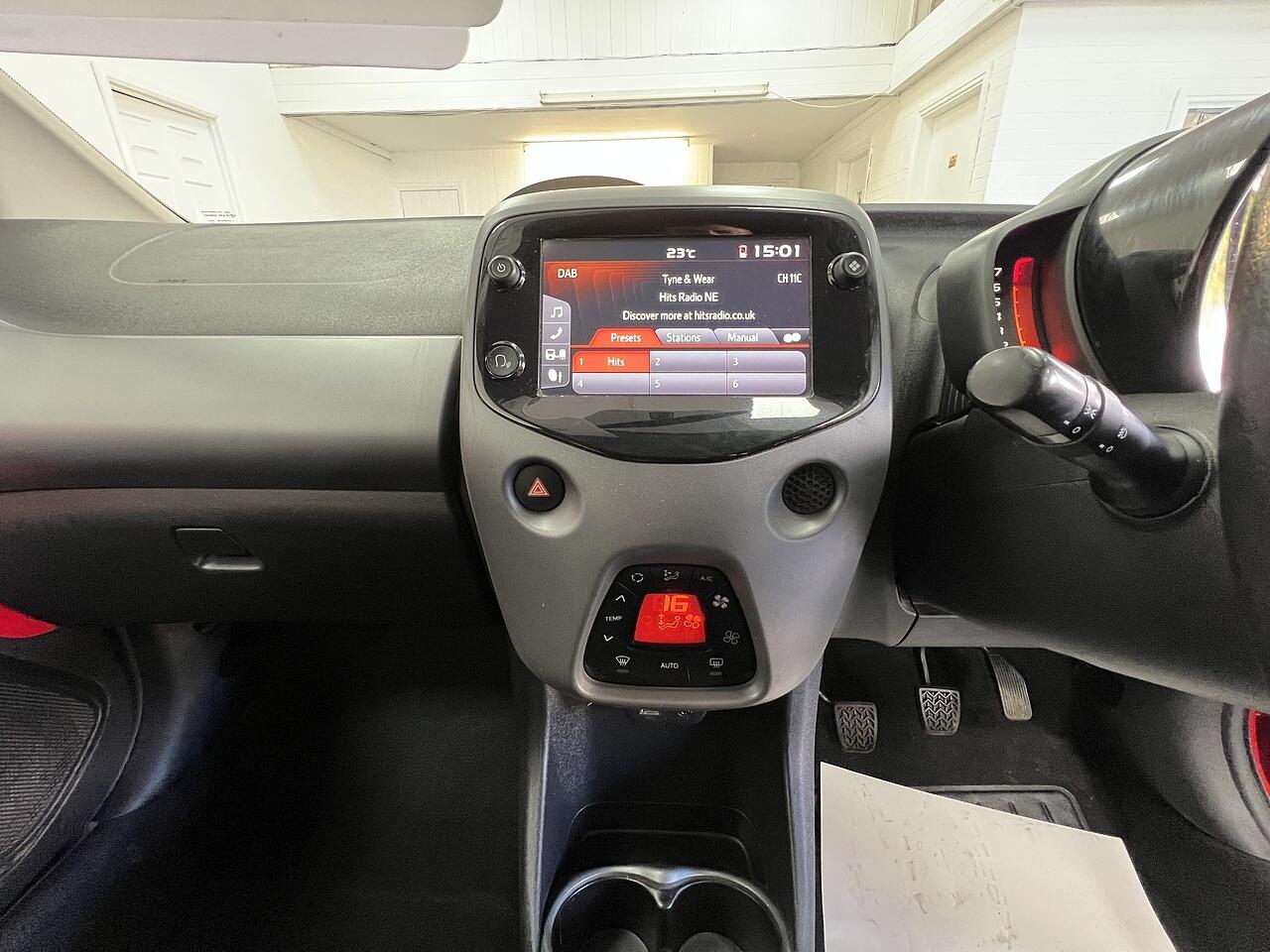 Toyota Aygo view 11