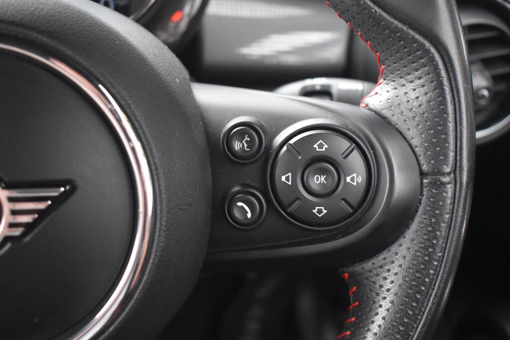 Mini Hatch view 51