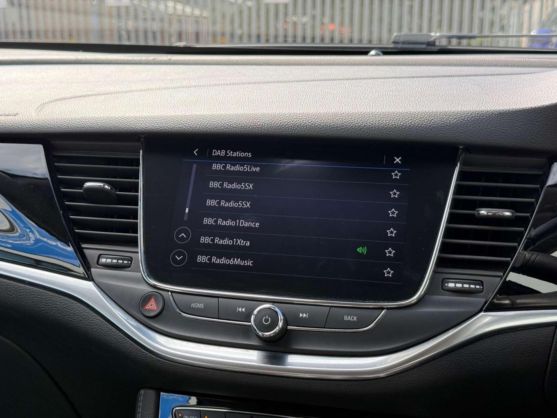 Vauxhall Astra view 48
