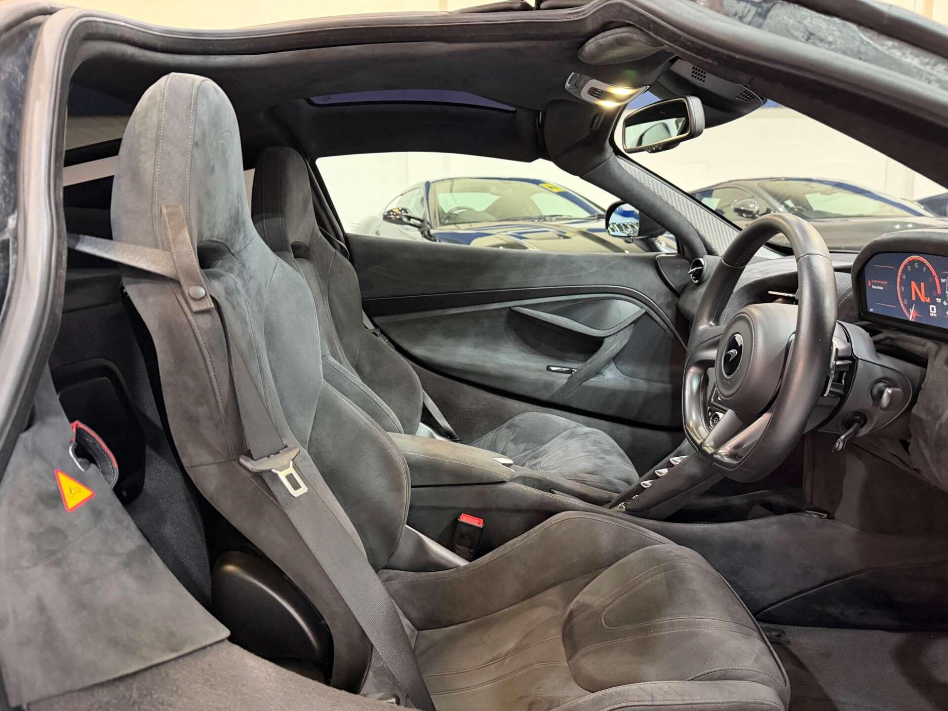 Mclaren 720s view 43