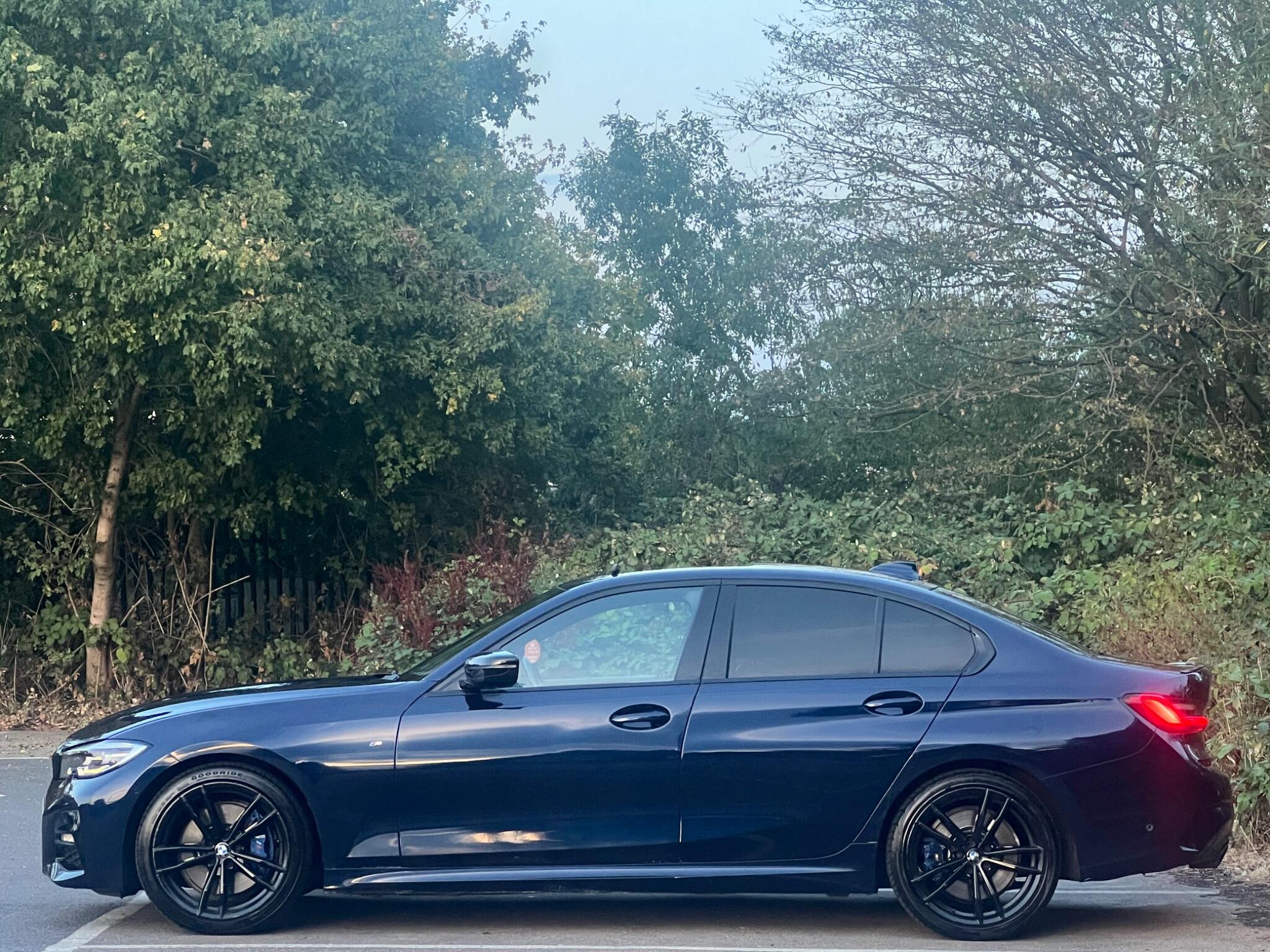 BMW 3 Series view 7