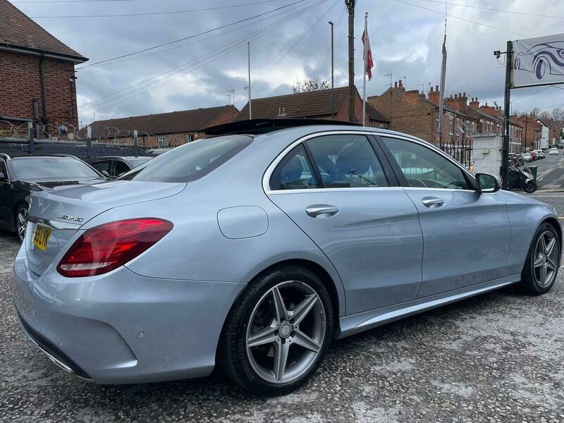 2015 Mercedes-Benz C Class image 17