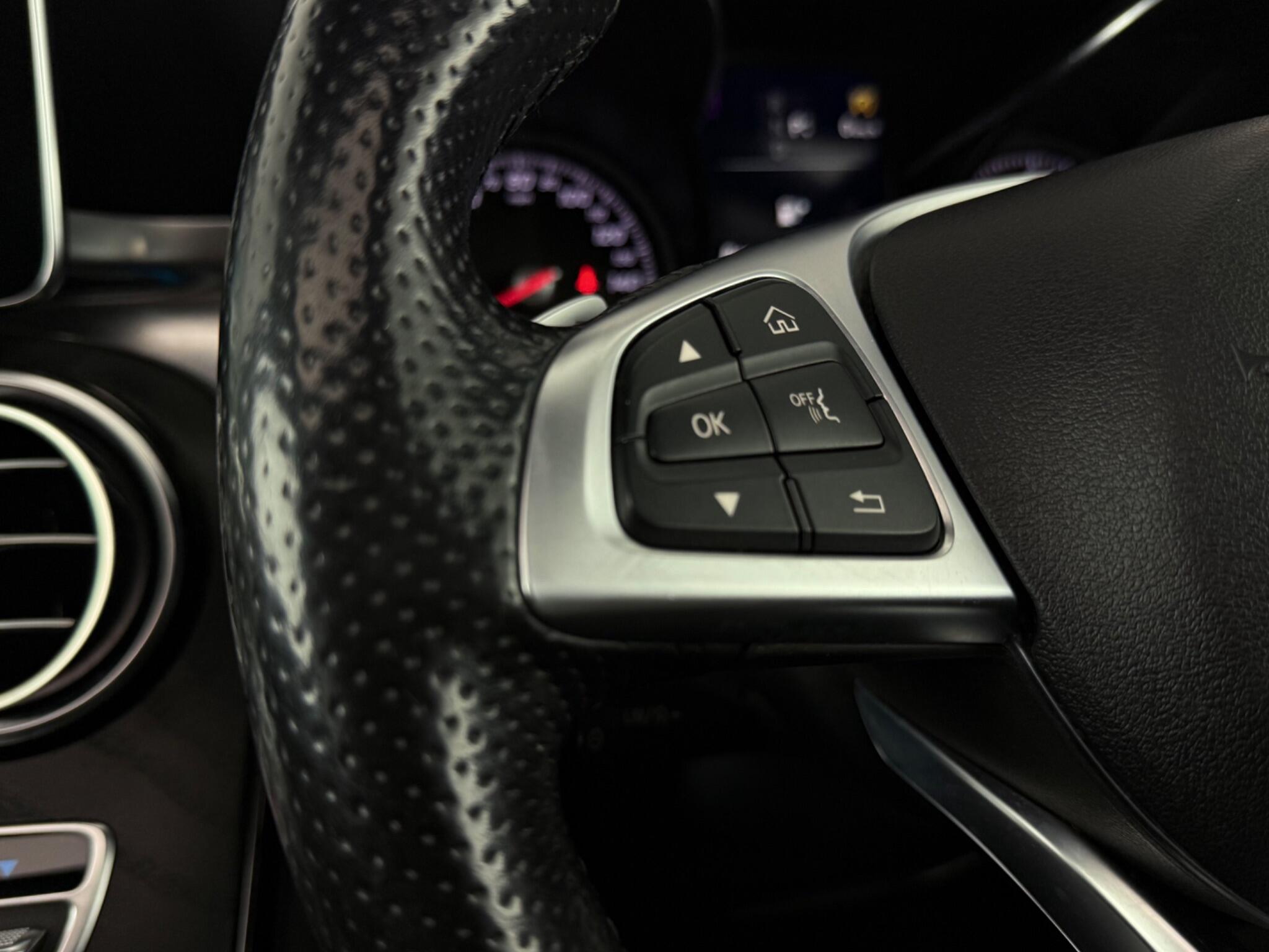 Mercedes-Benz GLC view 15