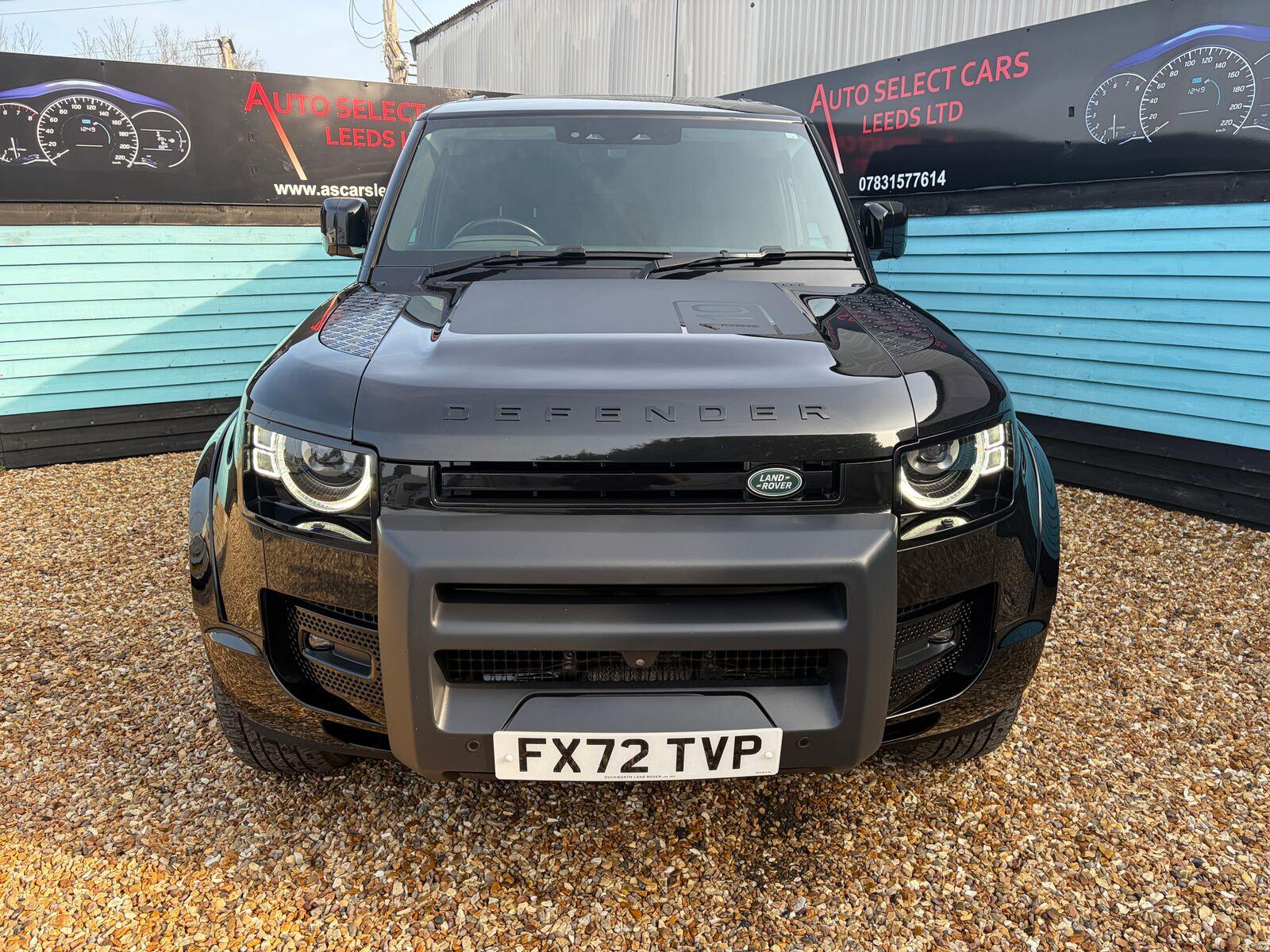 Land Rover Defender view 12