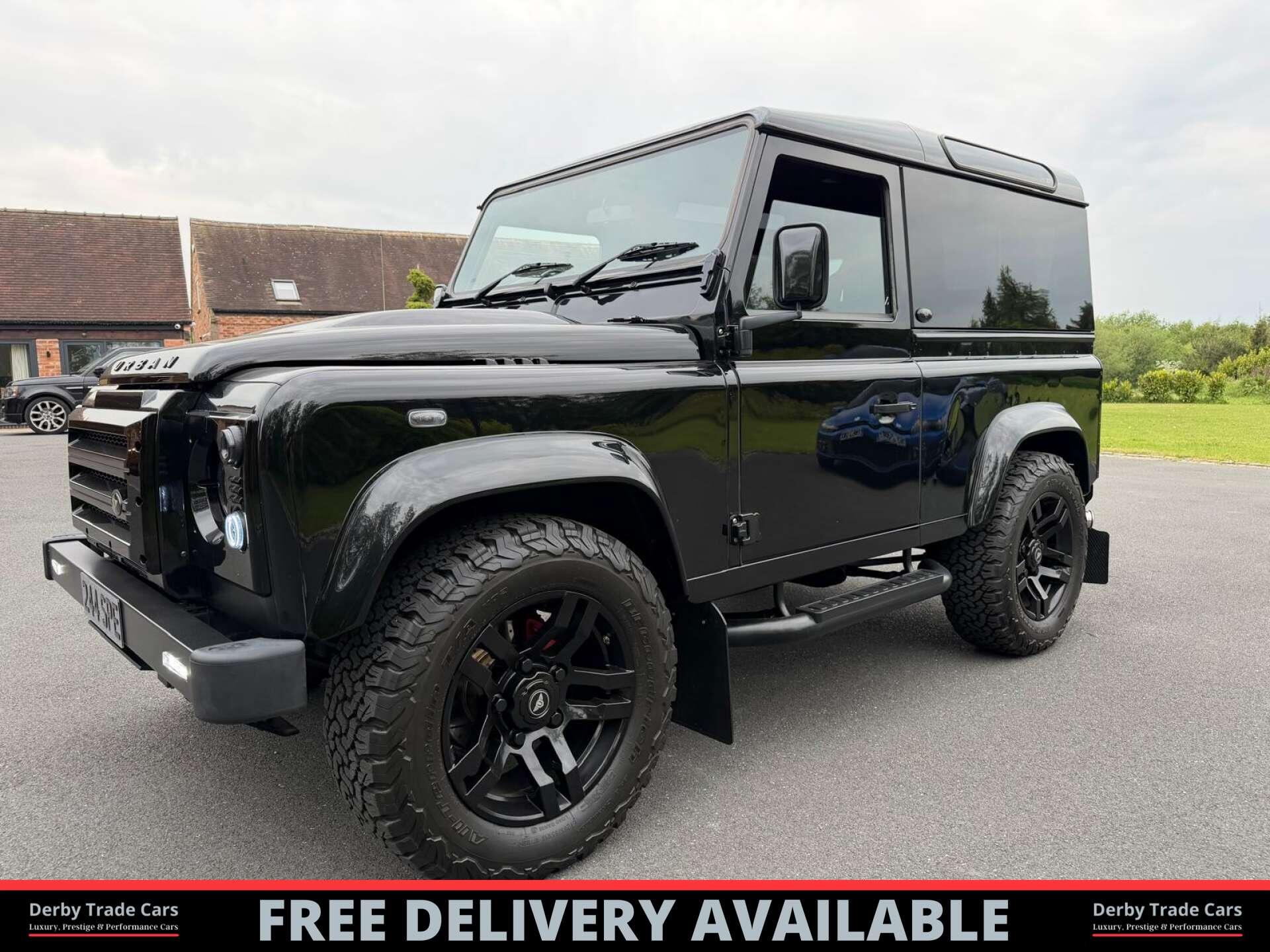 Land Rover Defender 90 main image