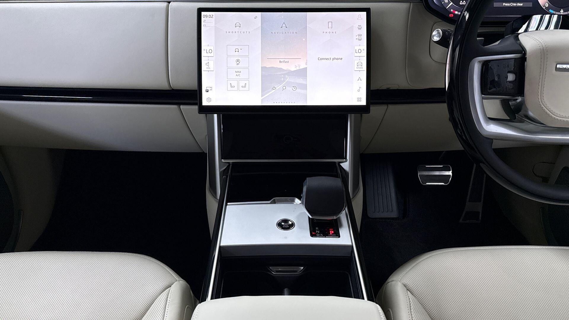 Land Rover Range Rover view 14