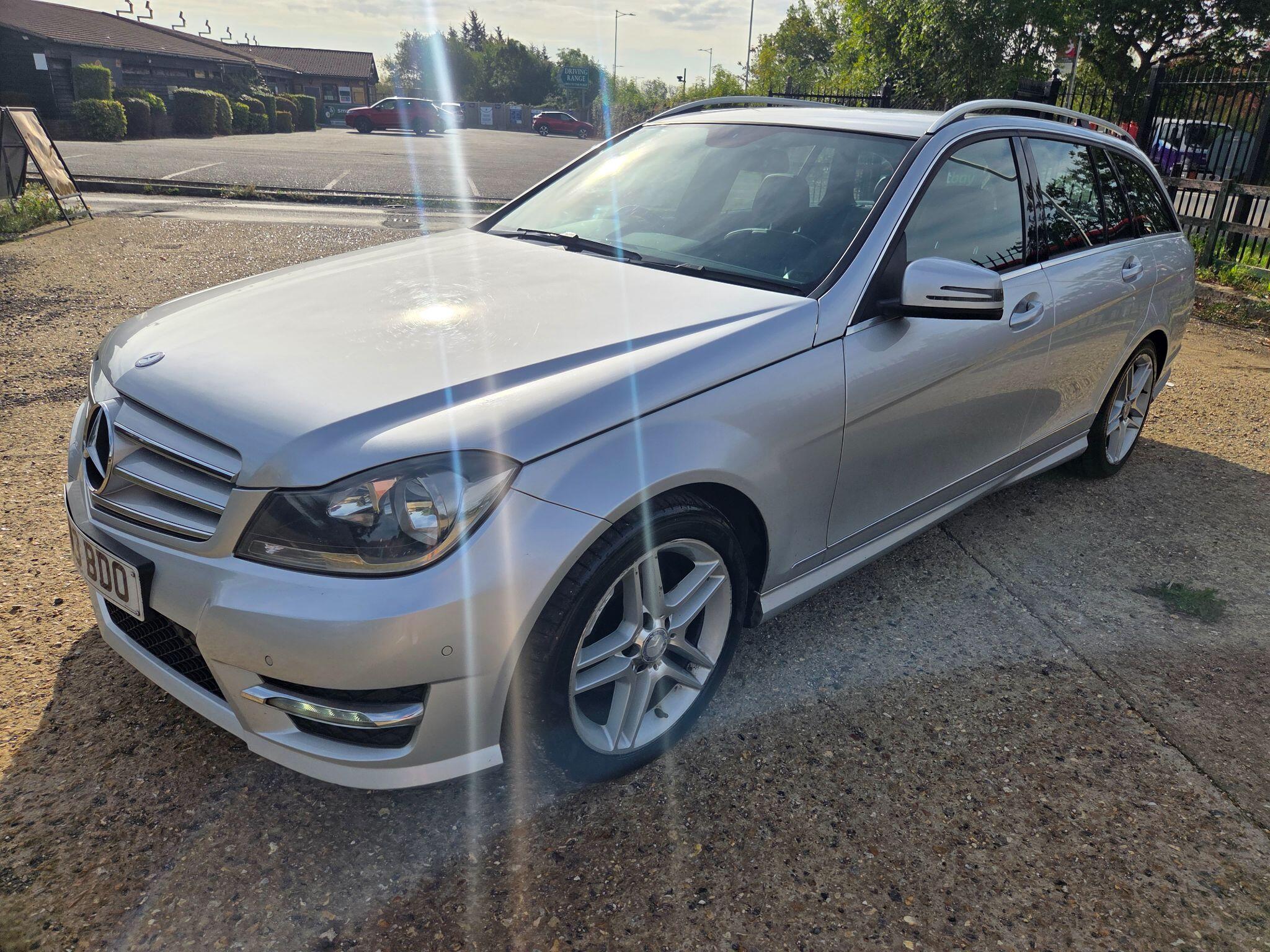 Mercedes-Benz C-Class view 4