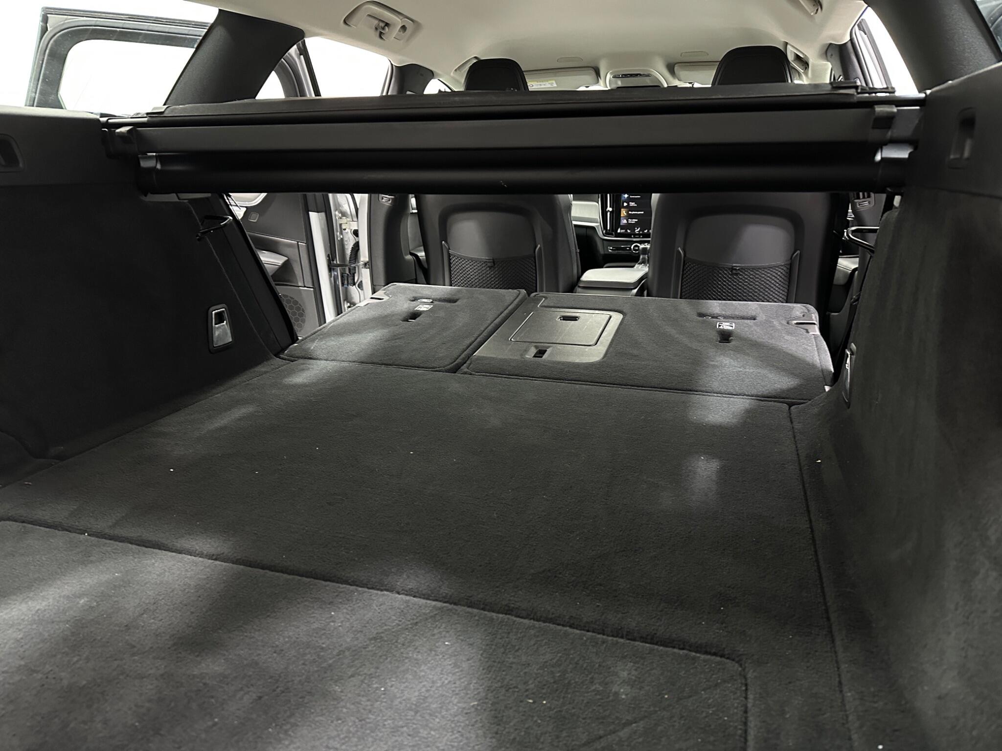 Volvo V90 view 44