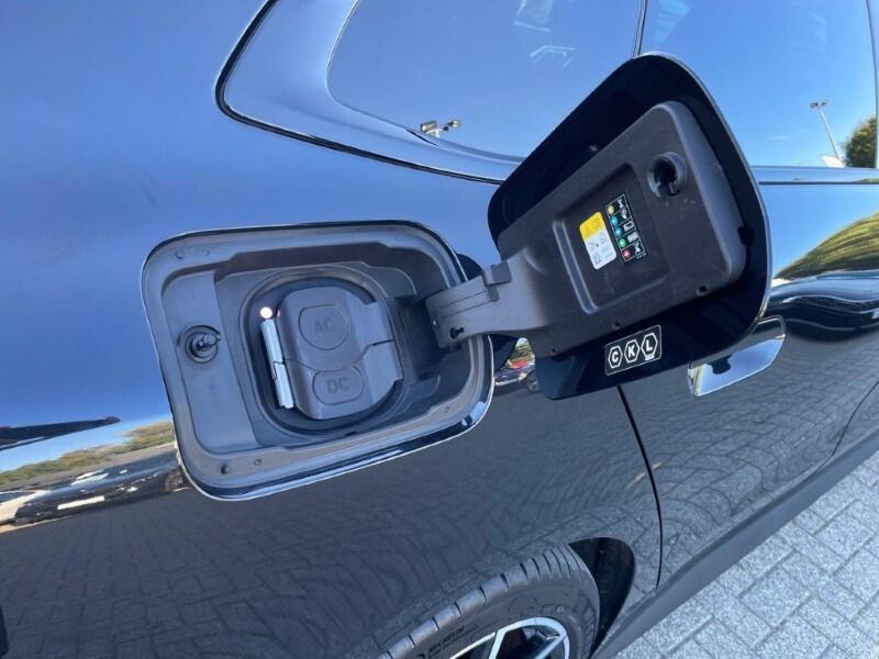BMW i4 view 50