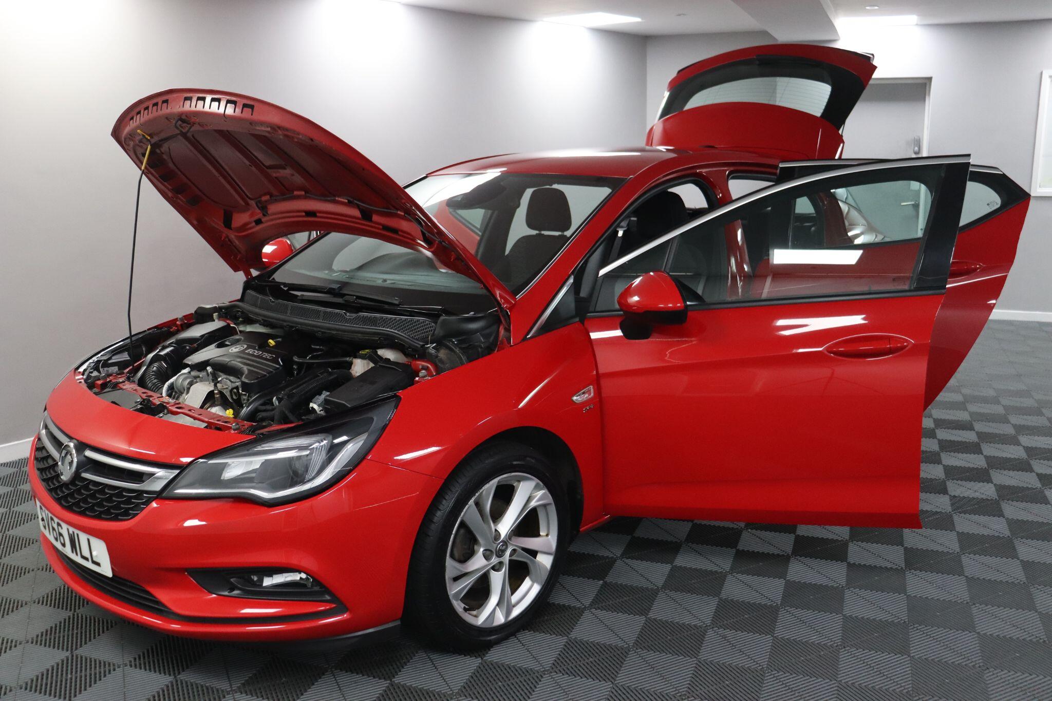 Vauxhall Astra view 15