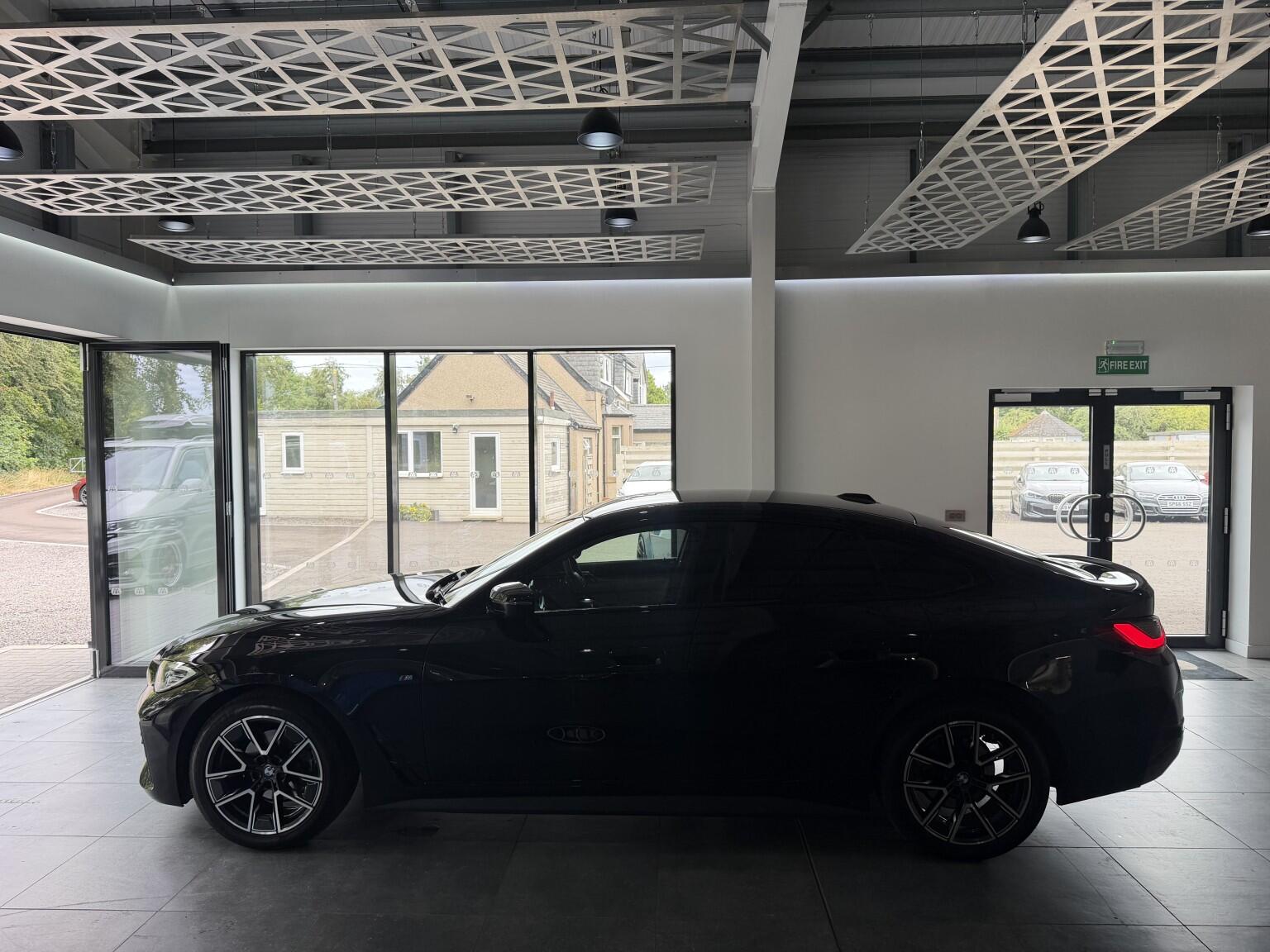 BMW 4 Series Gran Coupe view 35