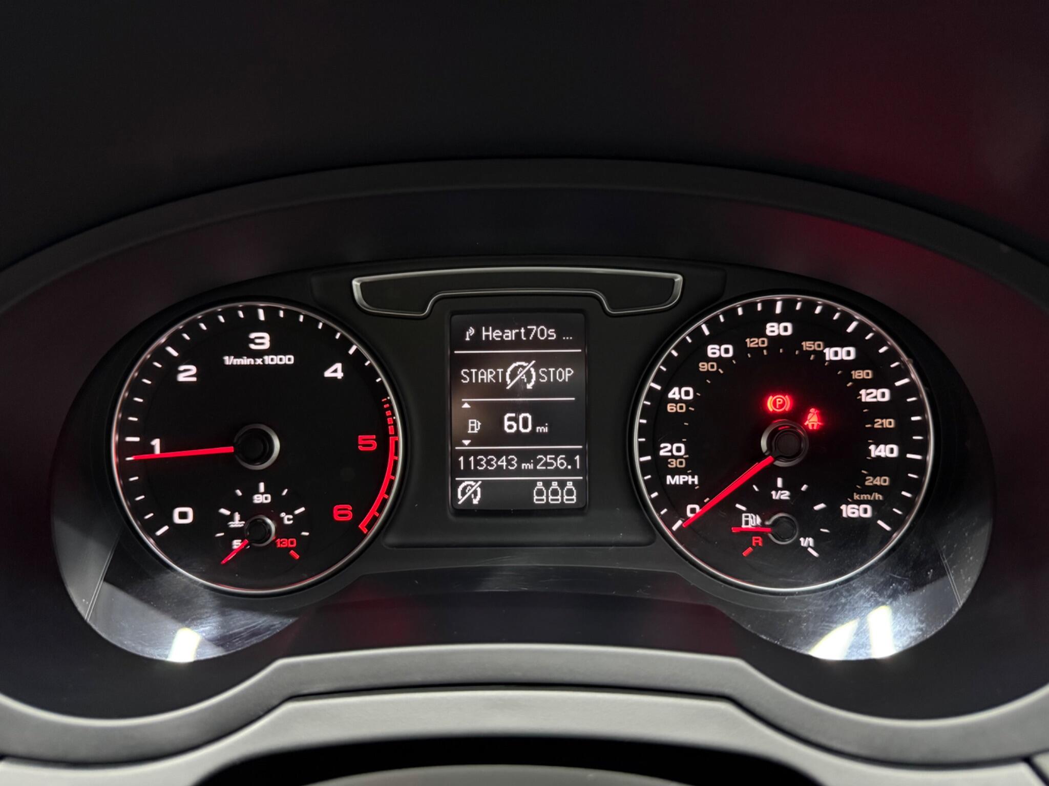 Audi Q3 view 17