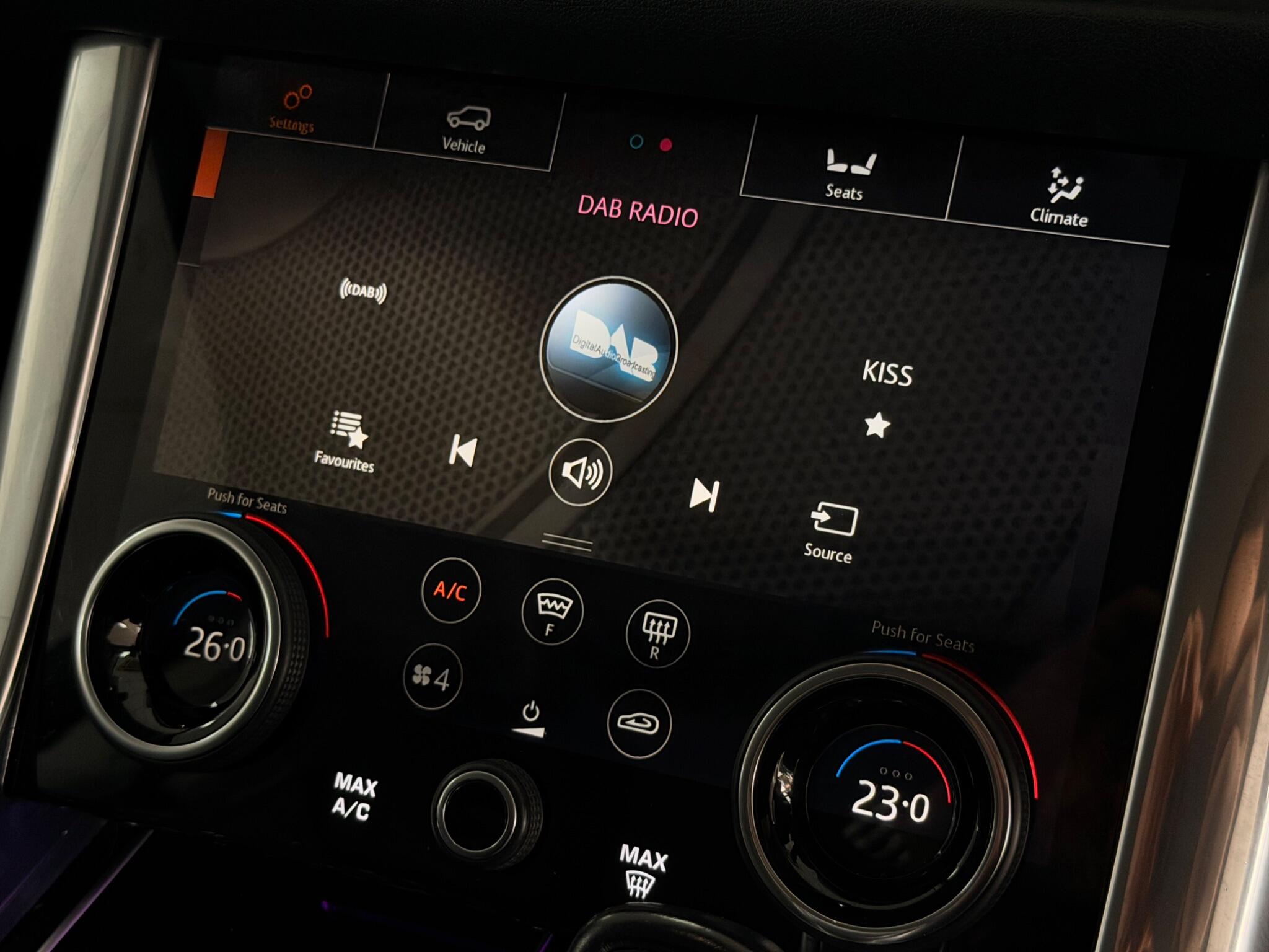 Land Rover Range Rover Sport view 29