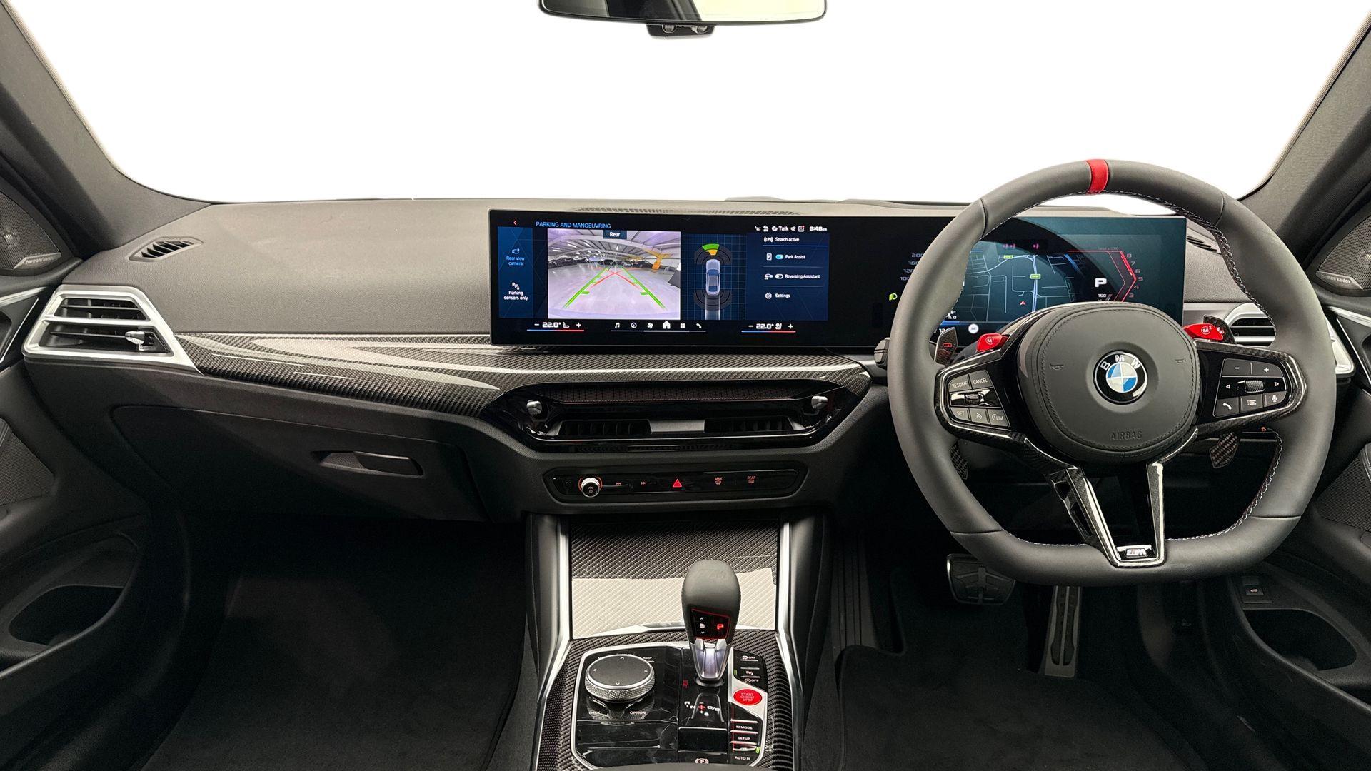 BMW M4 view 4