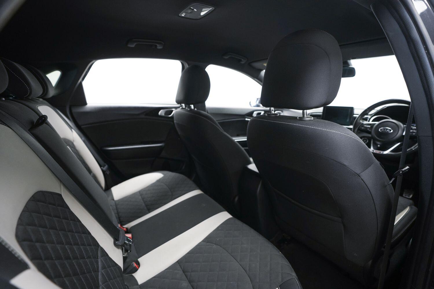Kia Ceed view 12