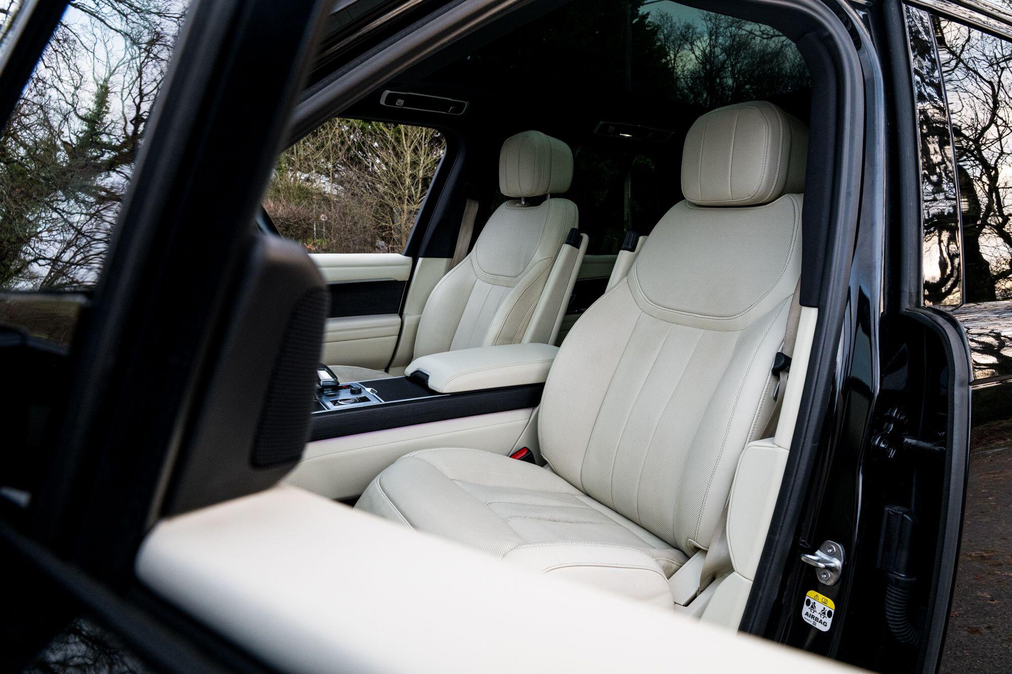 Land Rover Range Rover view 27