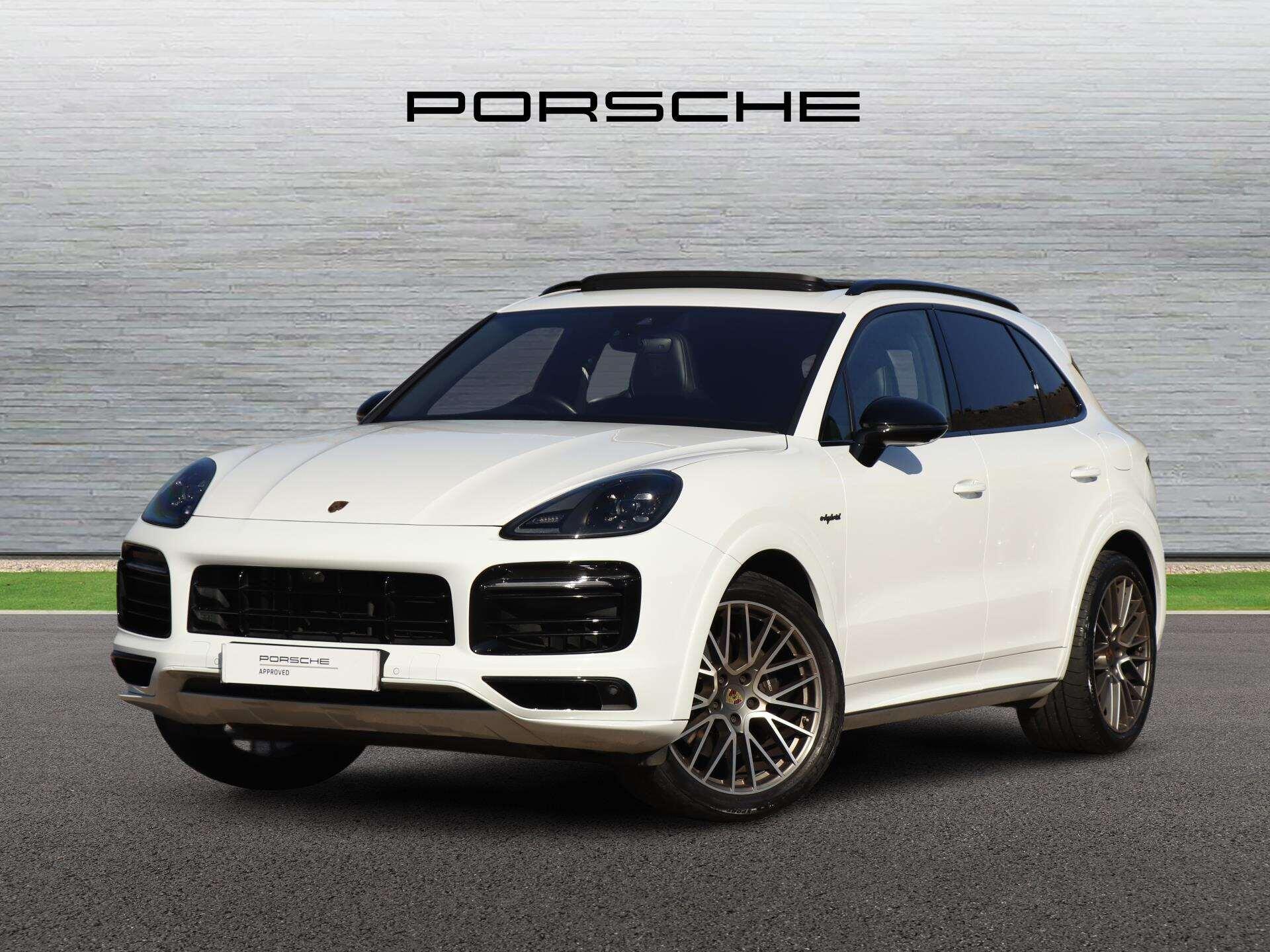 Porsche Cayenne view 7